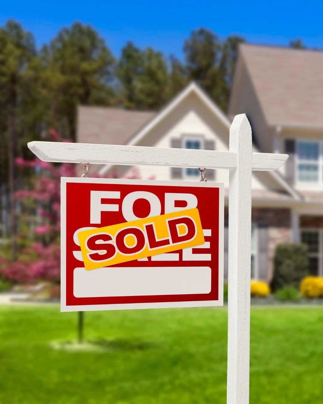 Spring moves fast in real estate.

Most of the focus is on offers, timing, and getting a deal accepted. The legal side tends to come in later, but it should not be an afterthought.

A few things worth thinking about early:

🏡 How your home is titled