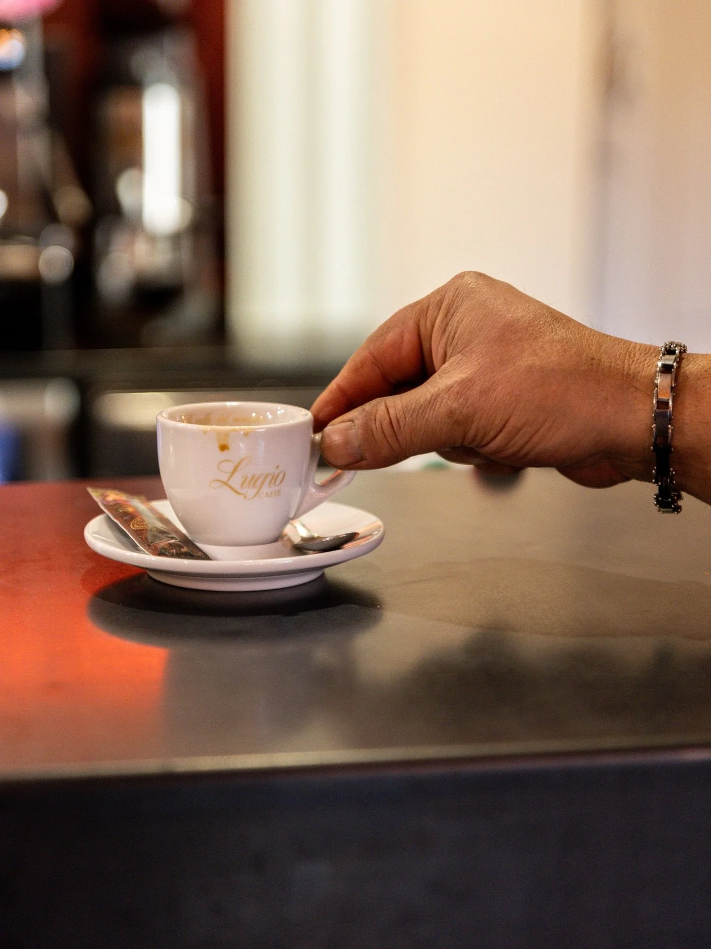 Un shooting tout smooth chez @piatto_trattoria &agrave; Vif (38).
Le temple de la pizza et de la douce ambiance italienne qui r&eacute;chauffe les c&oelig;urs.

Reportage sur le vif. Restaurant.

#reportagerestaurant #shootingrestaurant #photographer