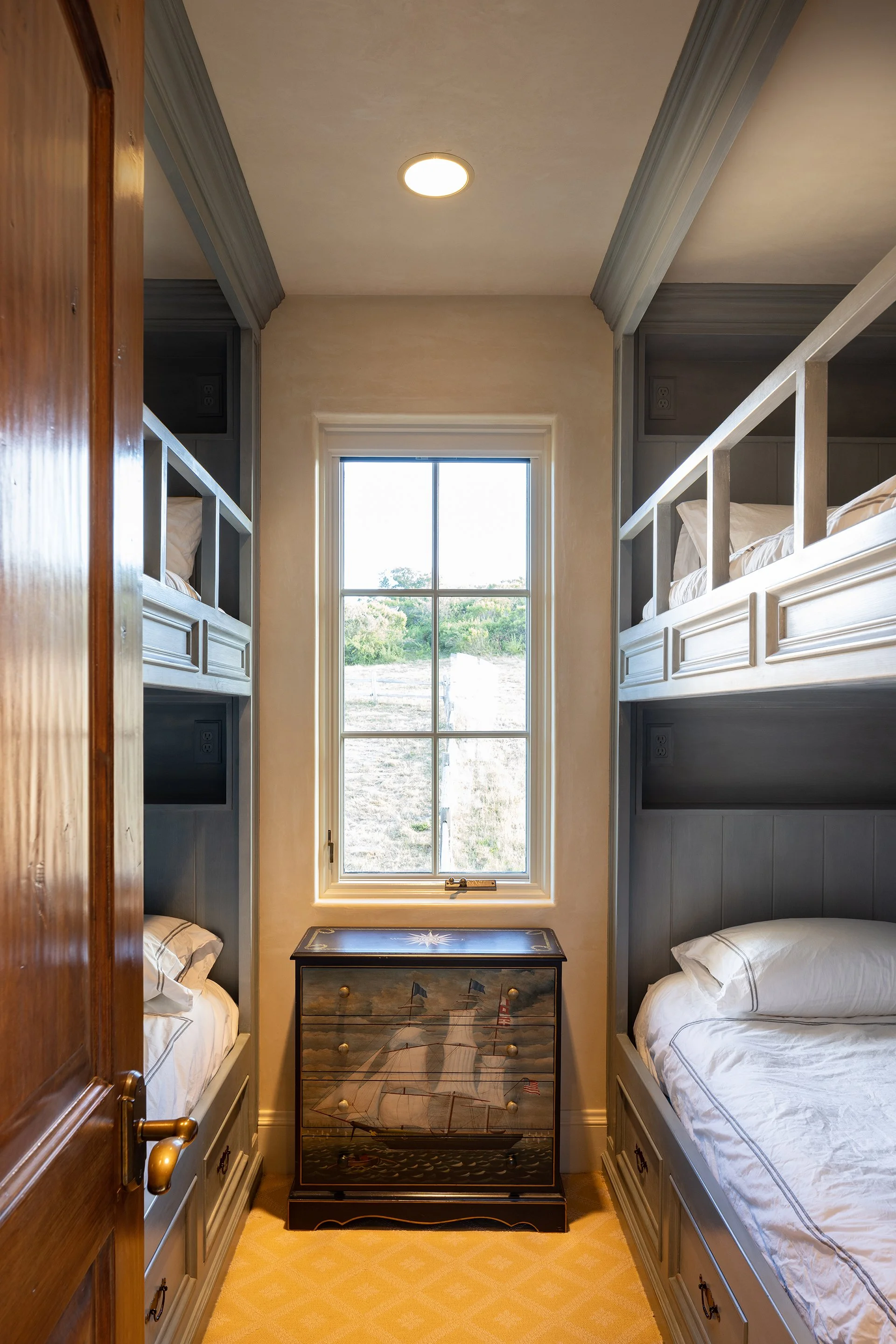 28 13RanchoSanCarlosbed.jpg