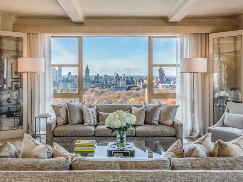  Image Source: The Carlyle Hotel website (www.rosewoodhotels.com/the-carlyle) 