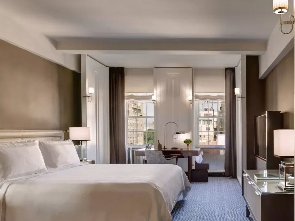  Image Source: The Carlyle Hotel website (www.rosewoodhotels.com/the-carlyle) 