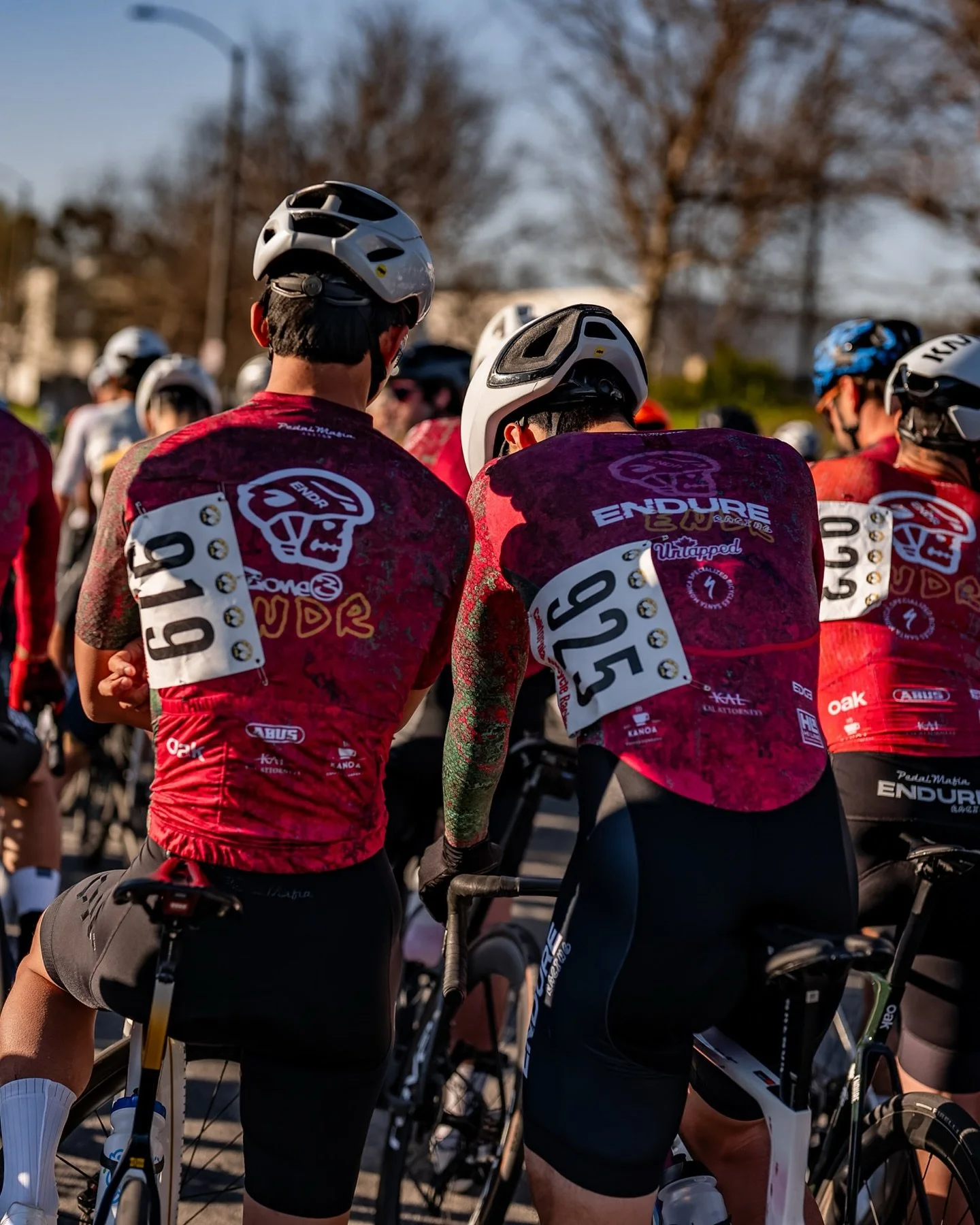 CBR #3 - @californiabicycleracing 

📸: @logical.photo🔥

S/O to:
@pedalmafia_la
@specialized.santamonica
@untappedmaple
@edgenutritionhq
@oakracing
@hiline.bike 
@kalattorneys
@kanoacoffeeco

.
.
.
.
.
.
.
.
.
.

#teamendureracing #teamendurecycling