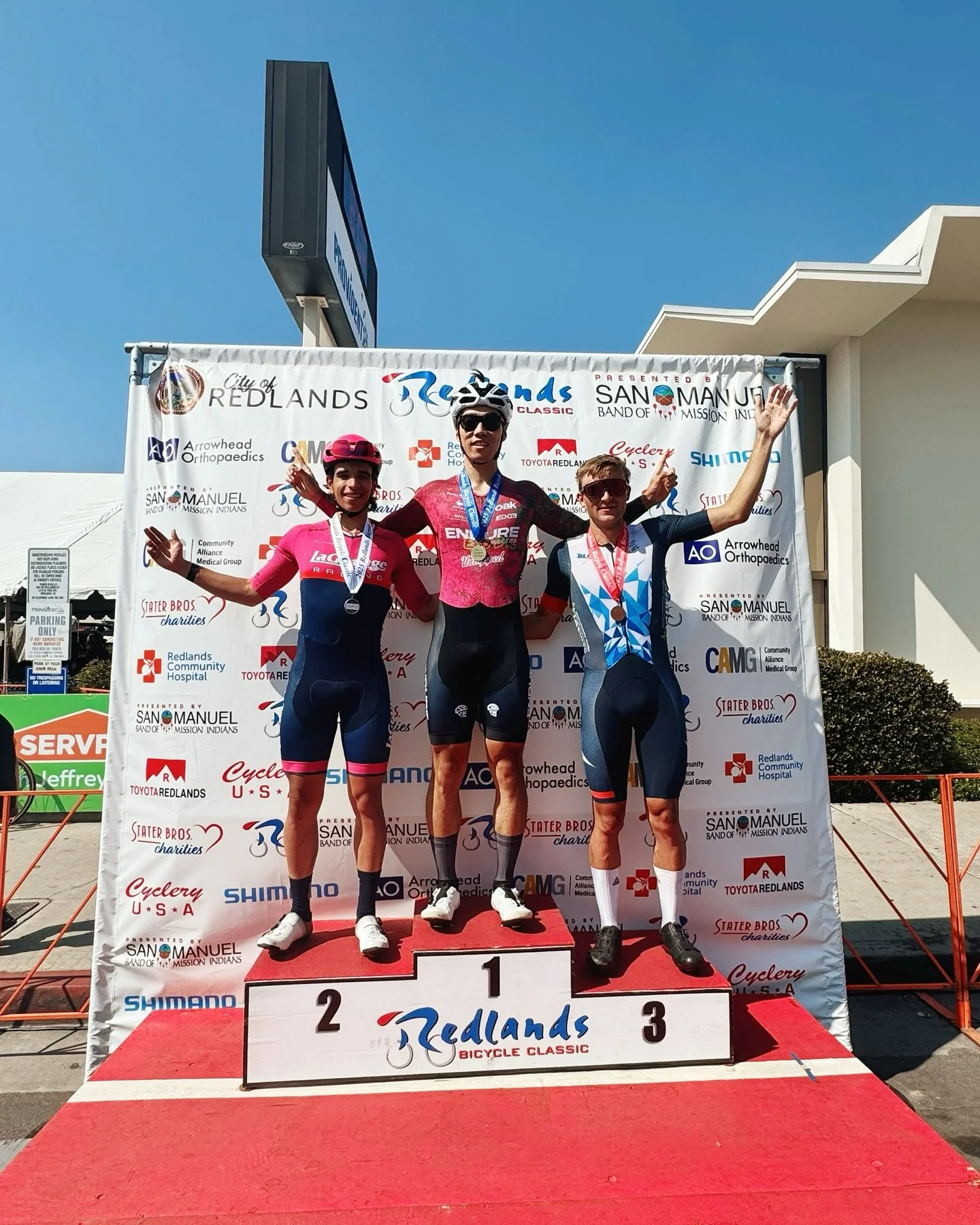 Team ENDURE Racing showed up and showed out this weekend at @redlandsclassic, with grit, focus, and the kind of toughness that defines our squad.

In the Cat 3/4 Crit, Leo laid it all on the line with a bold, late-race attack going into the final lap