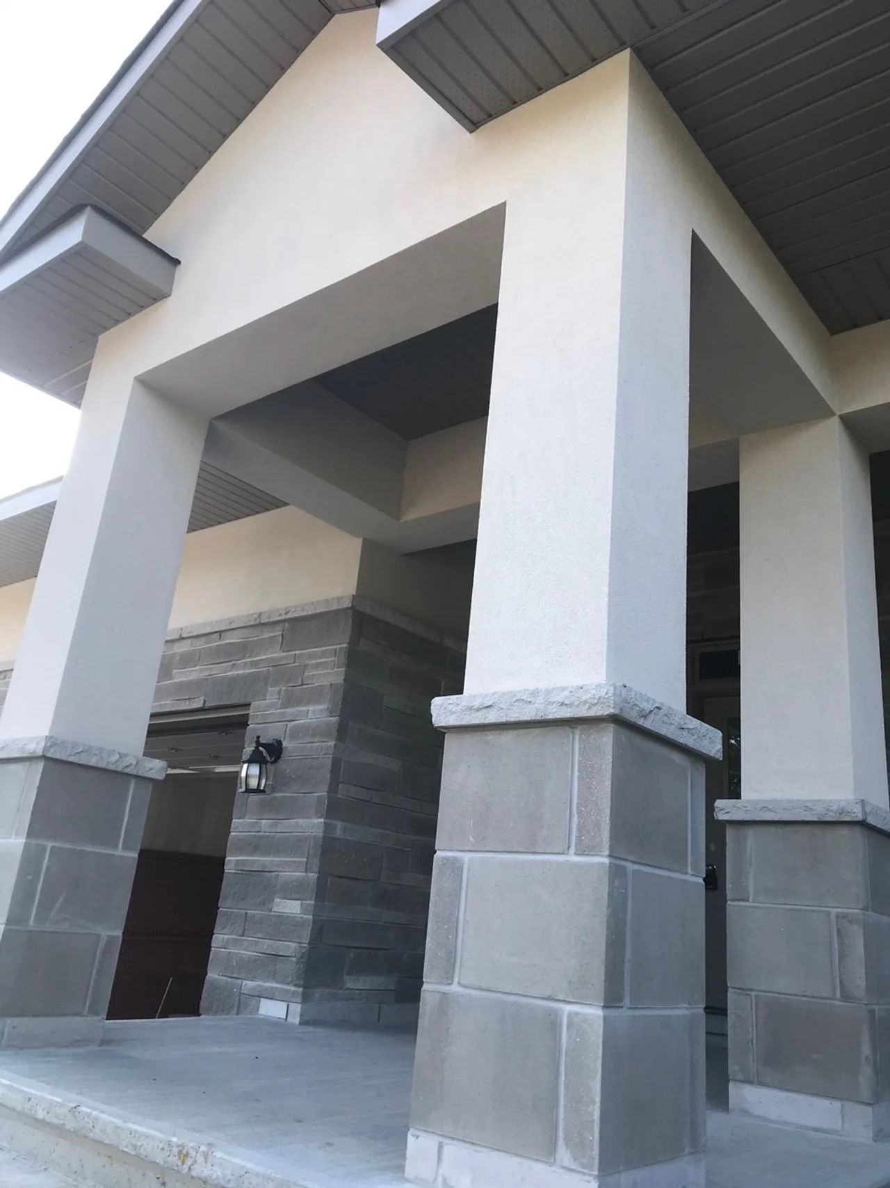 Stucco_Col_2.jpg