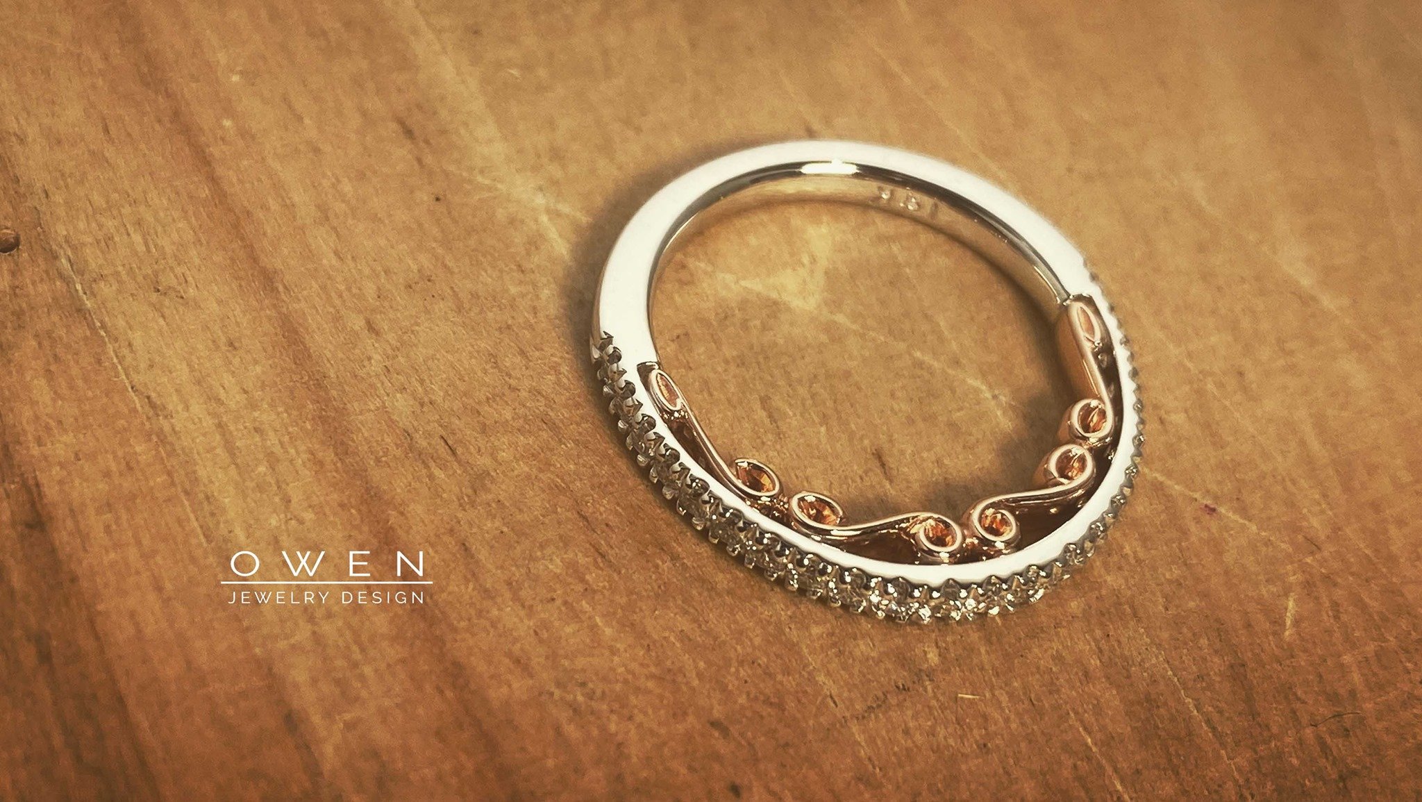 CUSTOM WHITE GOLD WEDDING BAND WITH ROUND CUT DIAMONDS.jpg