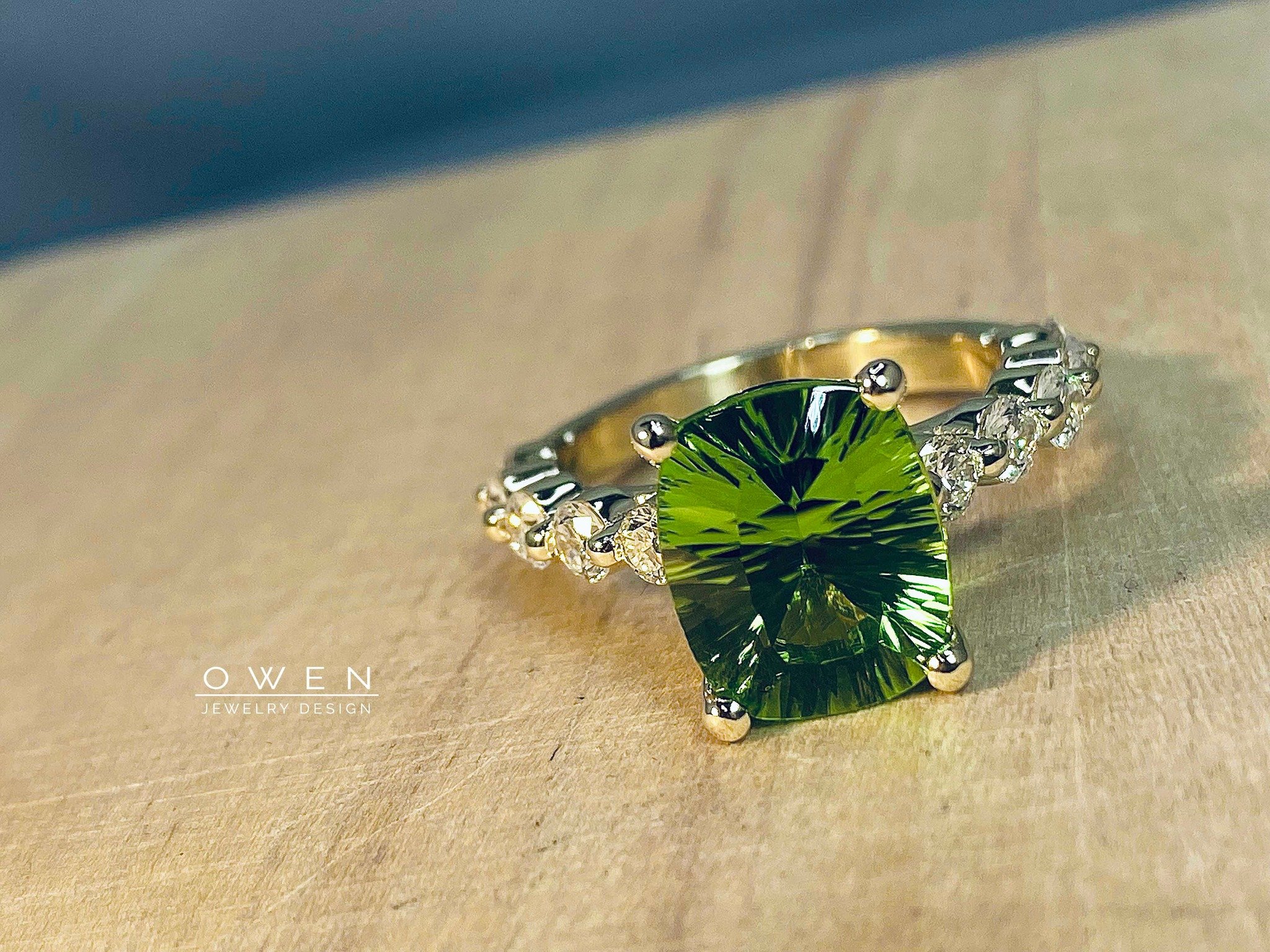 CUSTOM YELLOW GOLD RING WITH A PERIDOT AND ROUND BRILLIANT CUT DIAMONDS.jpg