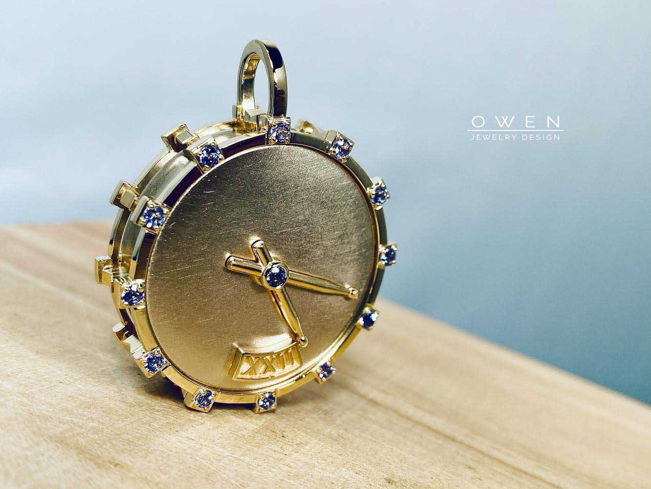 CUSTOM WHITE AND YELLOW GOLD SNARE DRUM CLOCK PENDANT.jpg