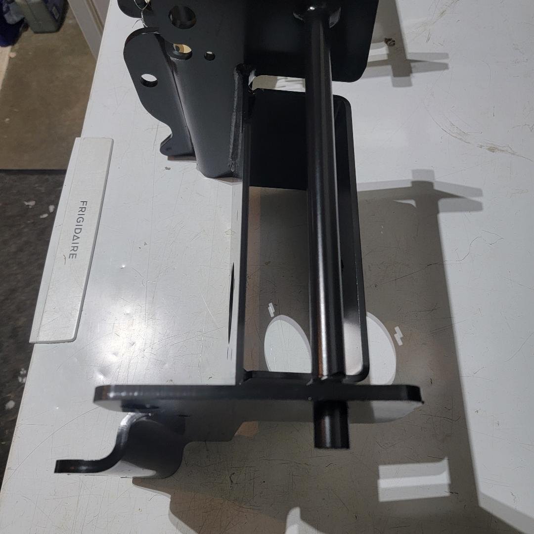pto frame brkt.jpg