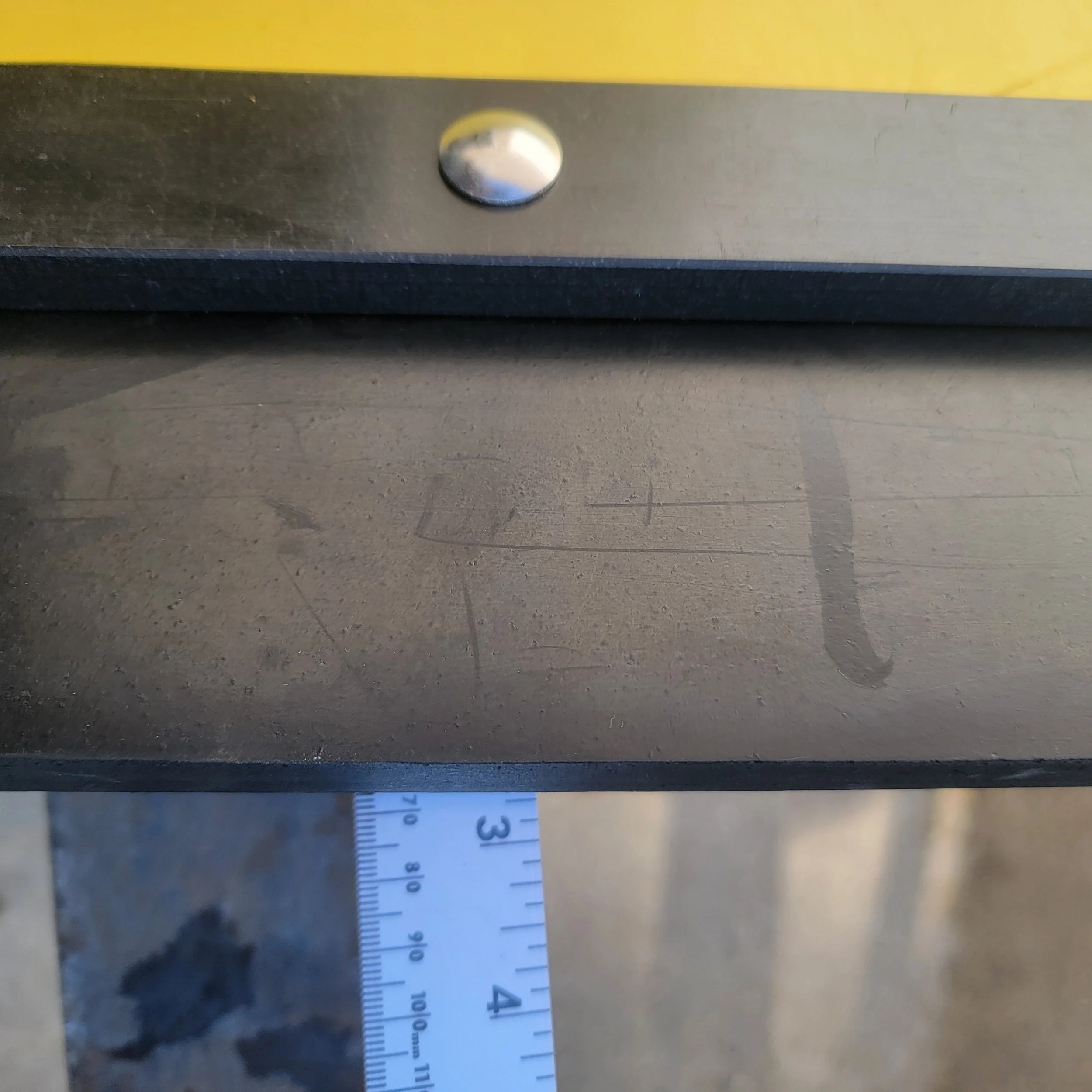 4 inch top mount below blade.jpg (Copy)