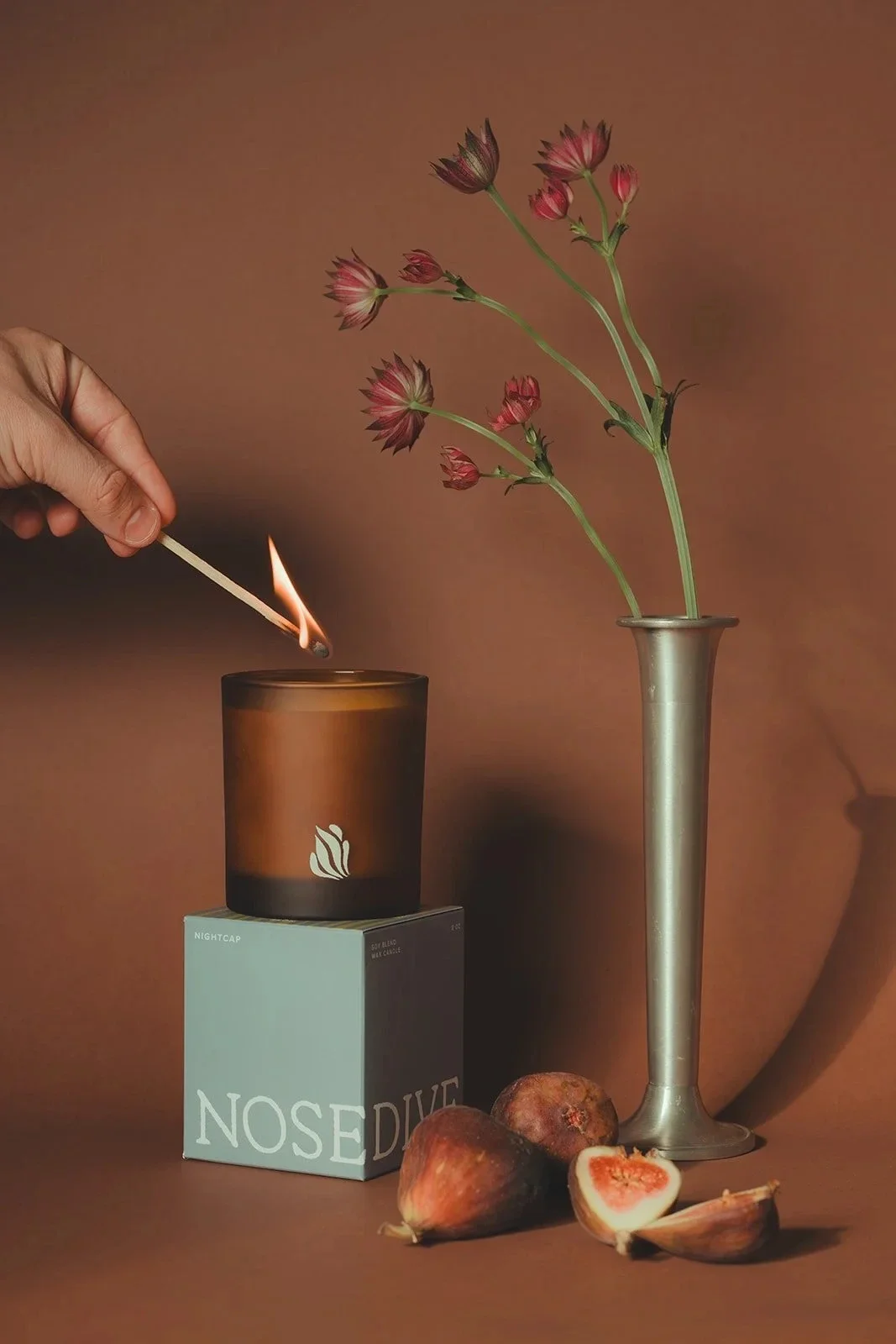 Los Angeles web designer working on brand and design for candle company