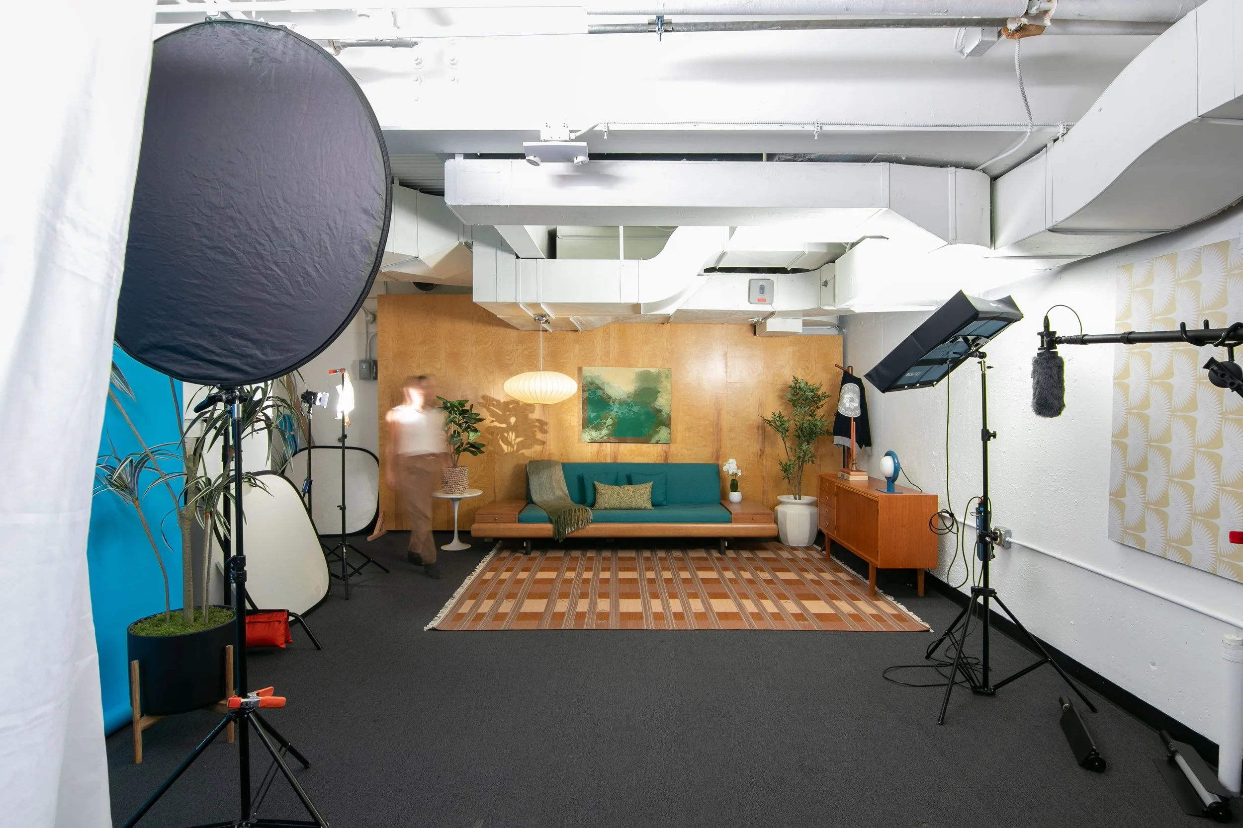 Living Room Realty Production Studio