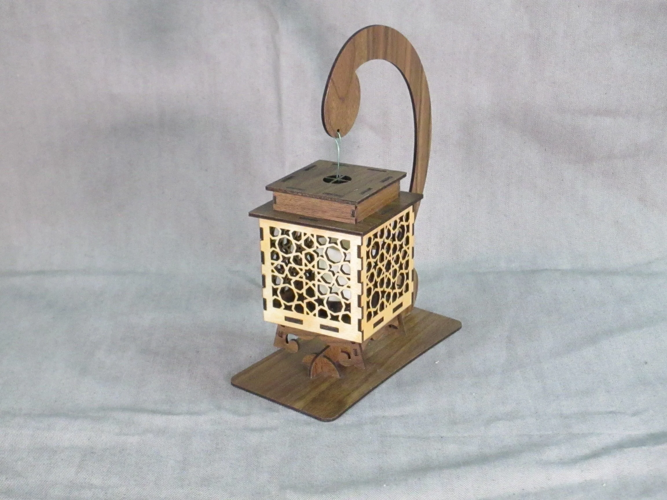 Elegant Hanging LED Tea Light Lantern