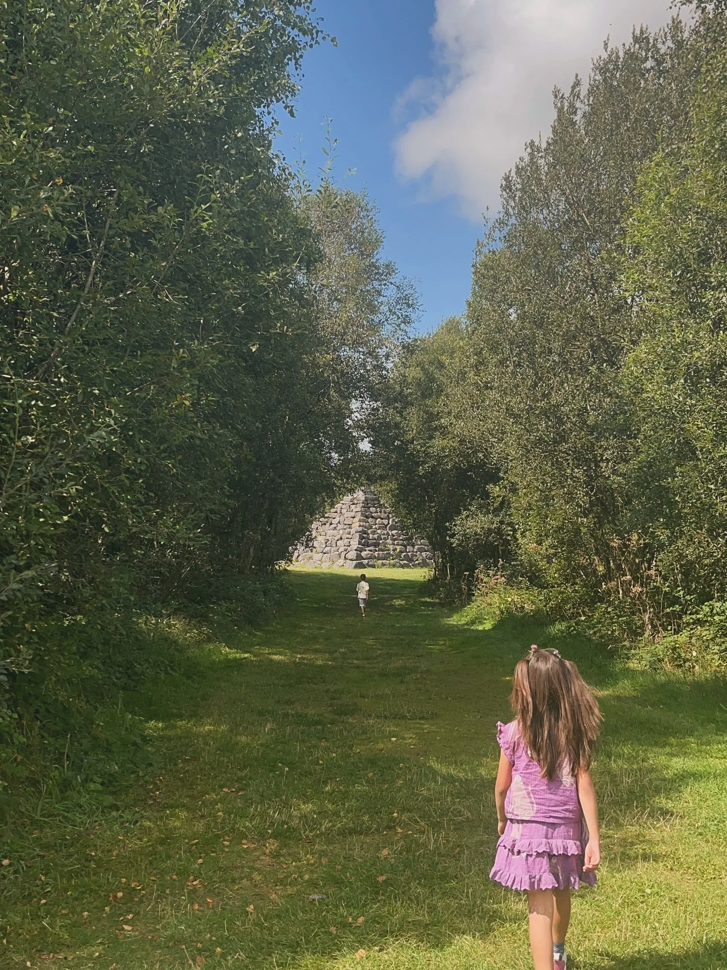 On our way from Dublin to Doolin we made a little pitstop at Lough Boora: such a beautiful place to stretch our legs, wander around and soak up the quiet and beauty.

I absolutely LOVED our holiday and the Irish summer this year.

What I&rsquo;ll mis