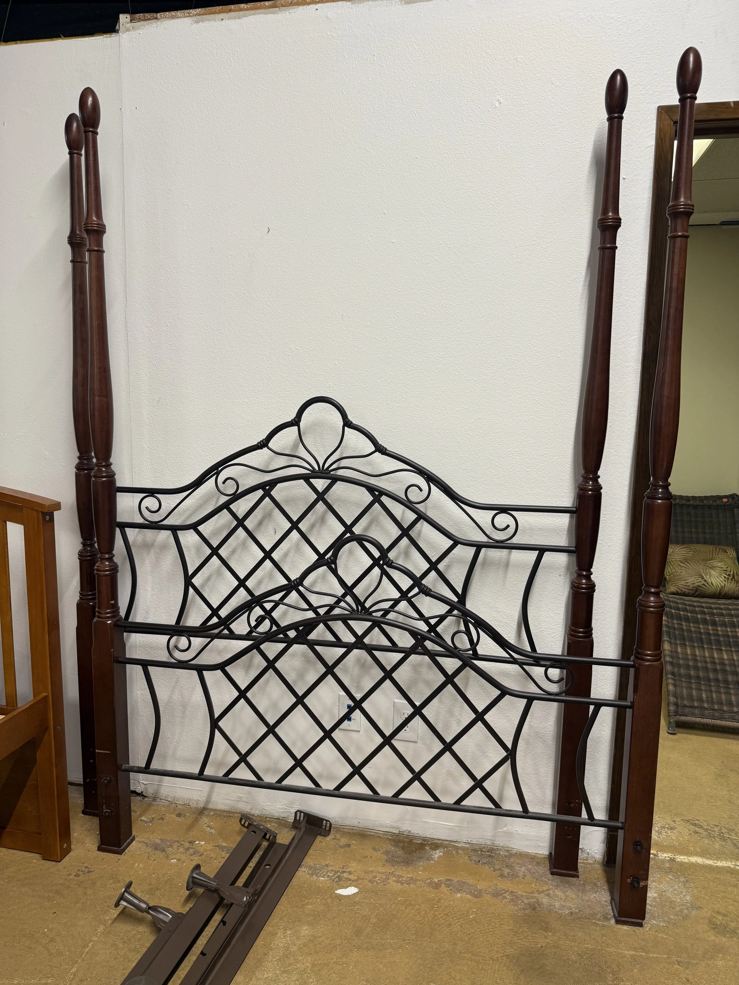 Queen Size Wrought Iron/Wood 4-Poster Bed Frame: $160