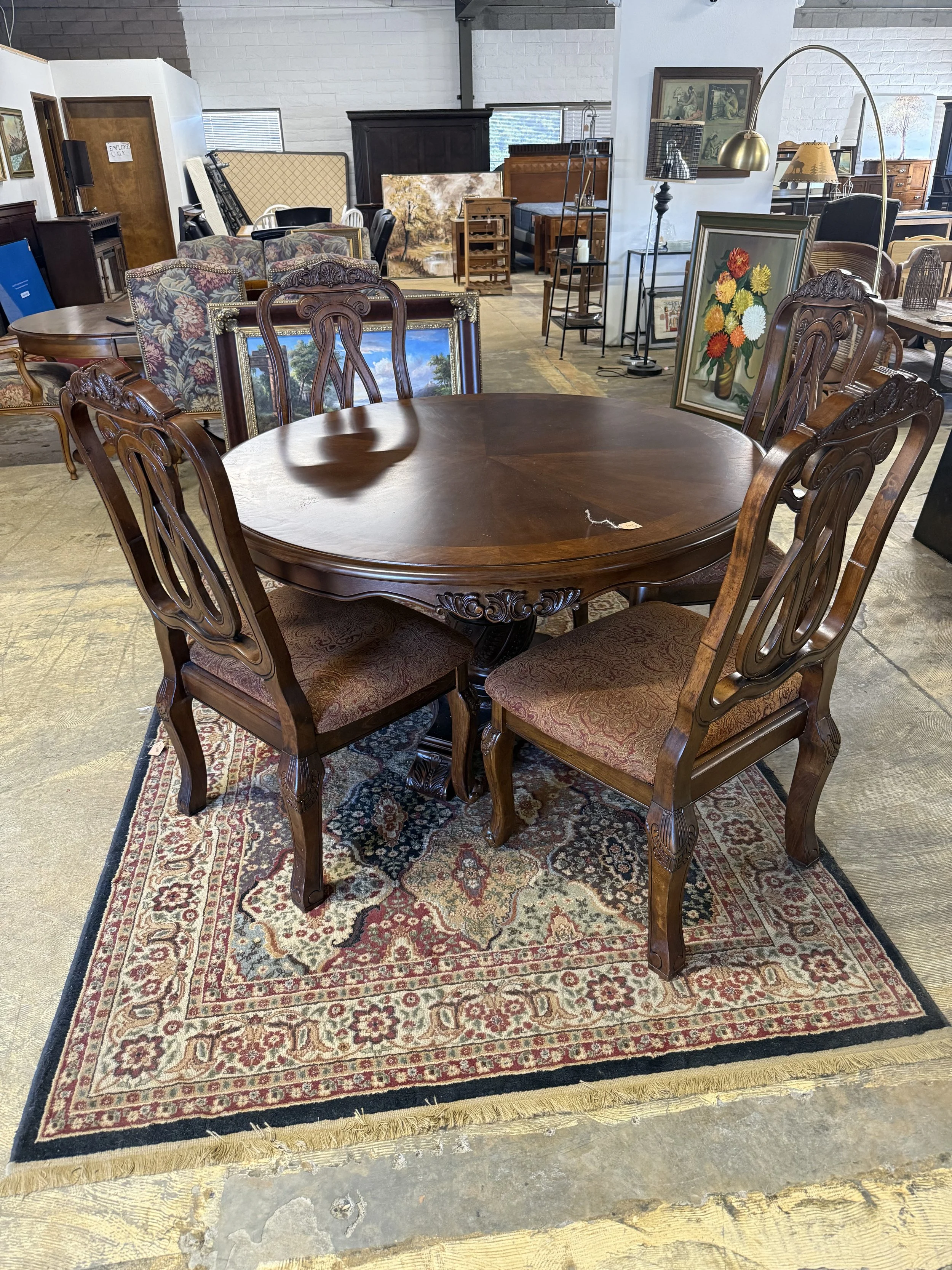Ashley Furniture North Shore Collection Round Dining Table with 4 Chairs :$449
