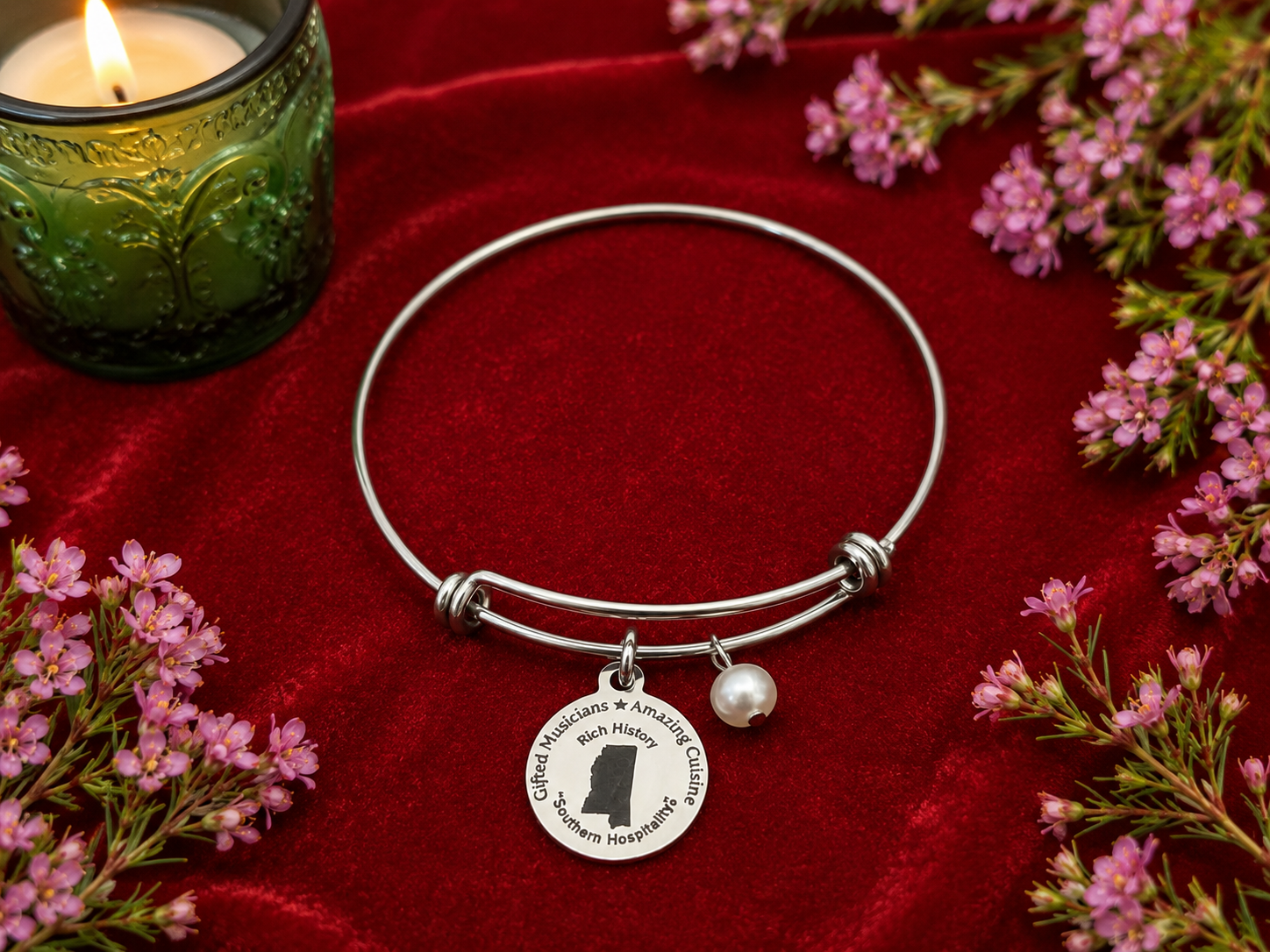 Mississippi Pearl Bracelet Velvet ChatGPT.png