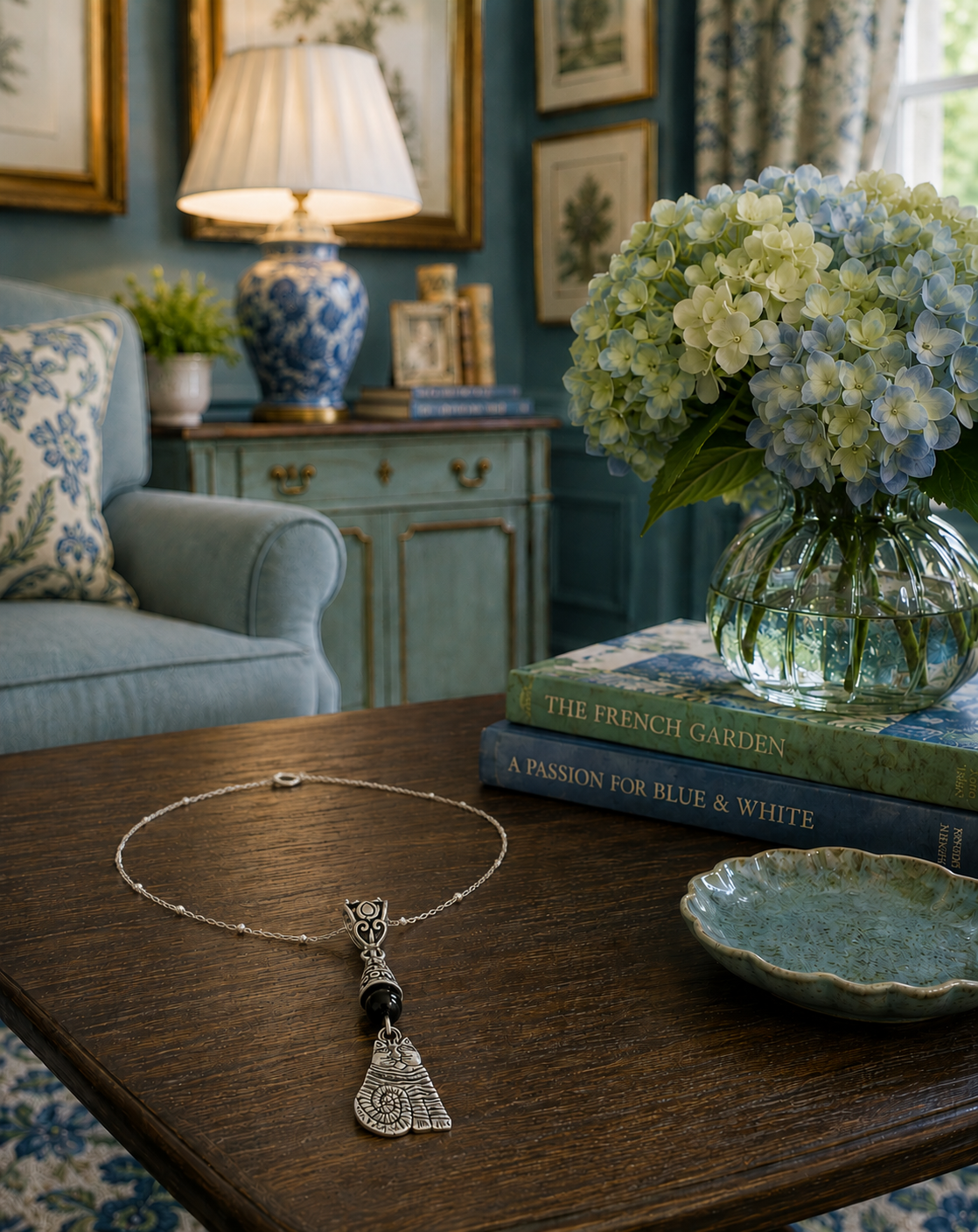 Sierra Pacific Furbabies Blue Room Cat Necklace ChatGPT.png