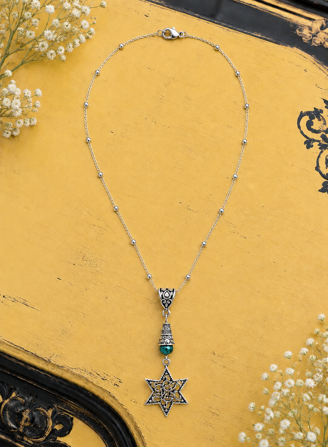 Star Of David Necklace Green Dresser ChatGPT.png