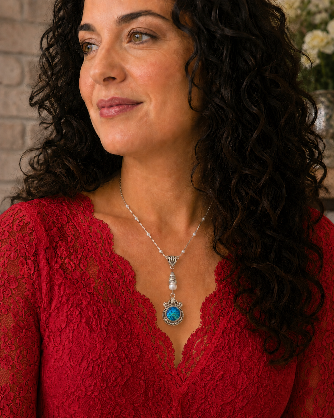 Mermaid Necklace Woman Lace ChatGPT.png