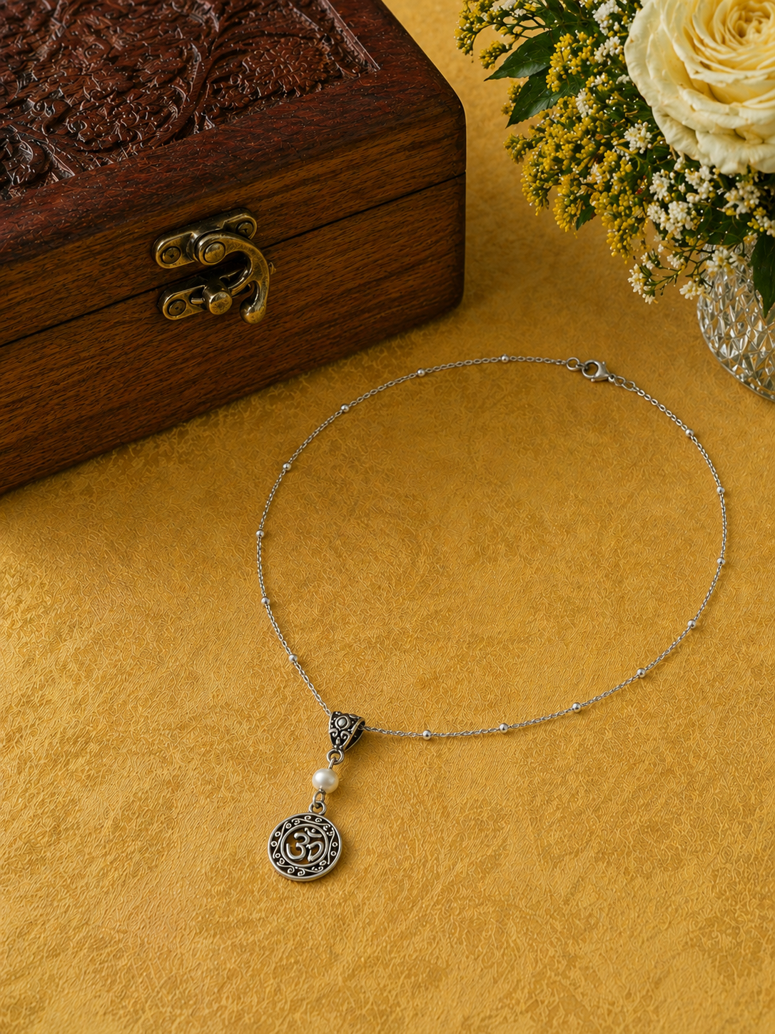 Om Pearl Necklace Yellow Dressere Correct ChatGPT.png