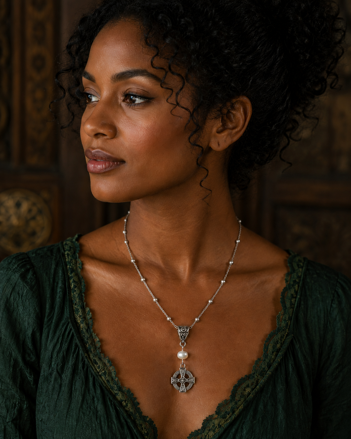 Celtic Pearl Necklace Lace Model ChatGPT.png