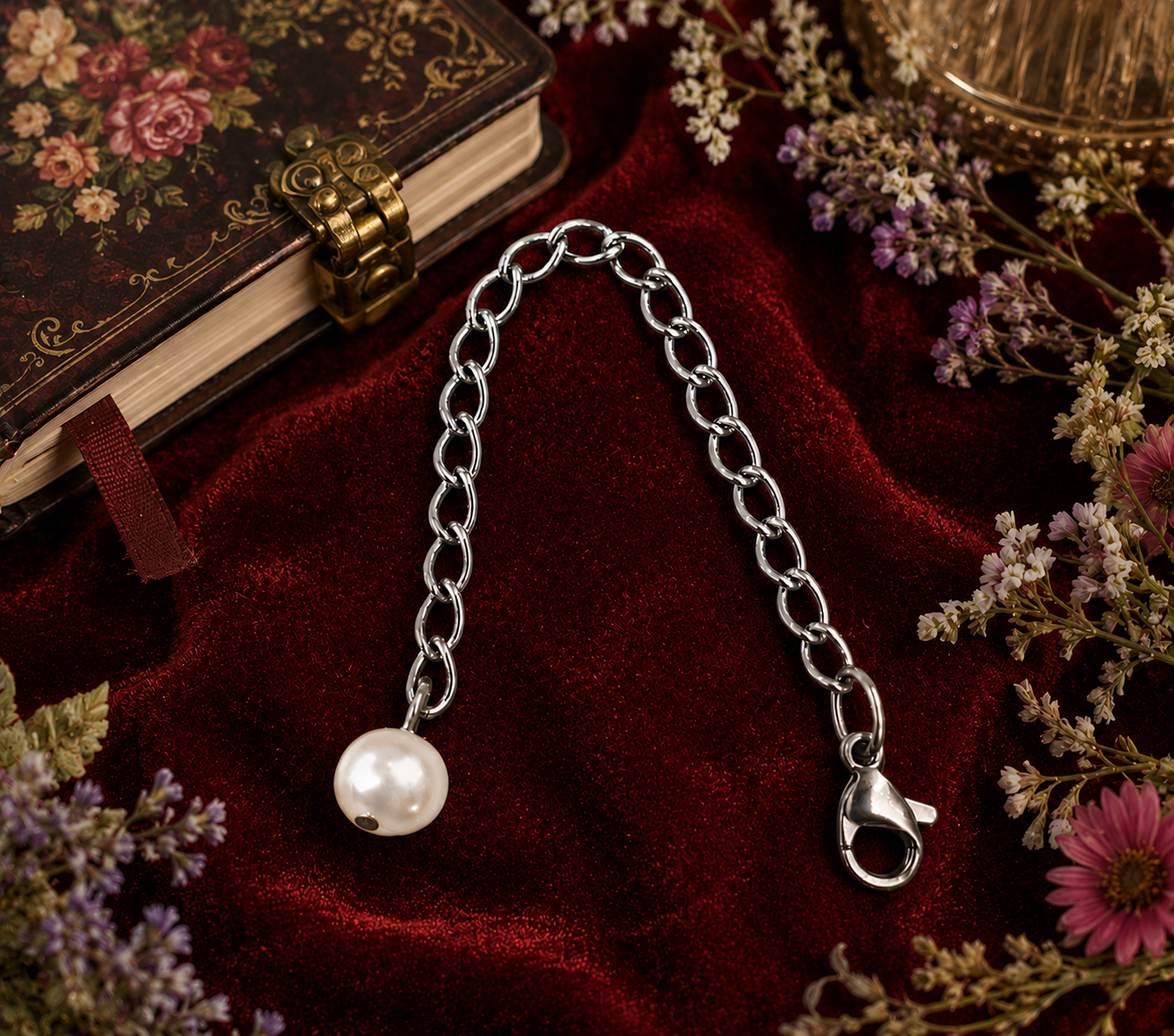 Pearl Extender Chain Red Velvet ChatGPT.png
