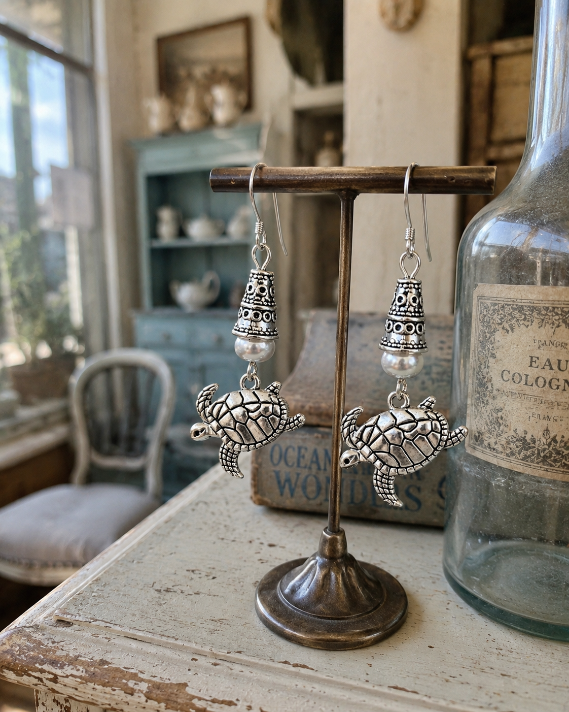 Turtle Earrings Vintage Shop ChatGPT.png
