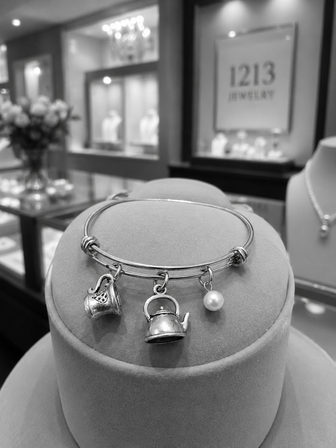 Teapot Bracelet Jewelry Shop ChatGPT.png
