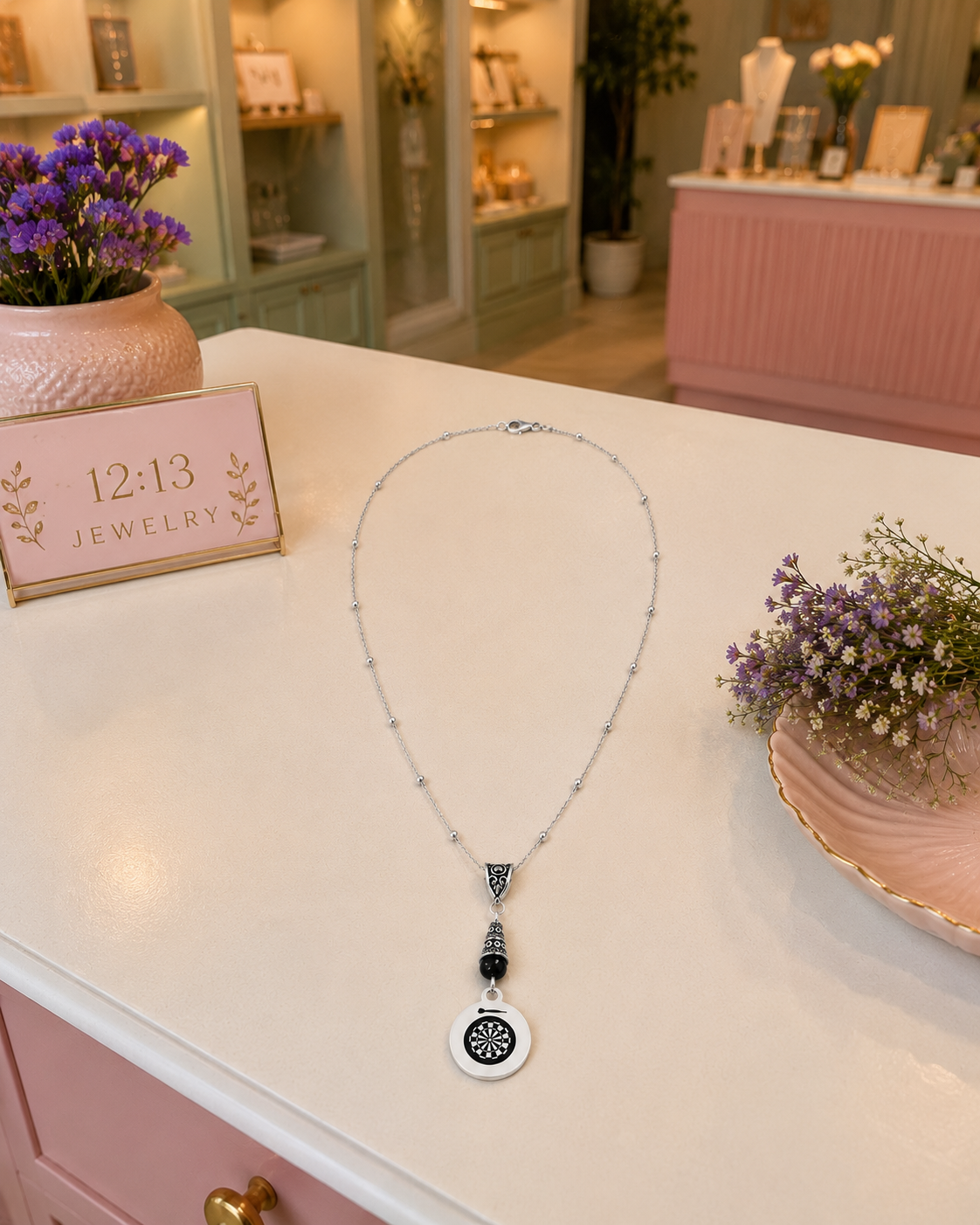 Dart Onyx Necklace Shop ChatGPT.png