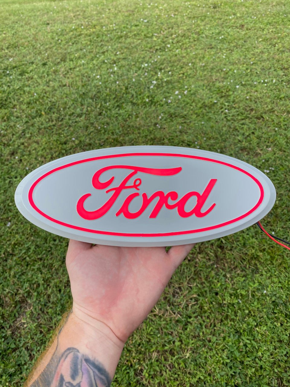 rear_light_up_badges_1__54972_8c23732b-1807-4a0f-a9c1-d84cacf5cf4b.jpg
