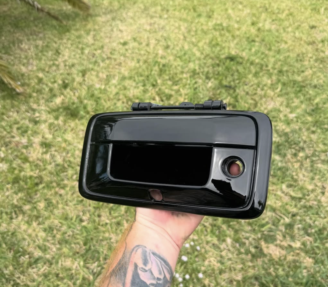 2014-2015 Chevy Silverado HD Painted Tailgate Handle w/ Camera