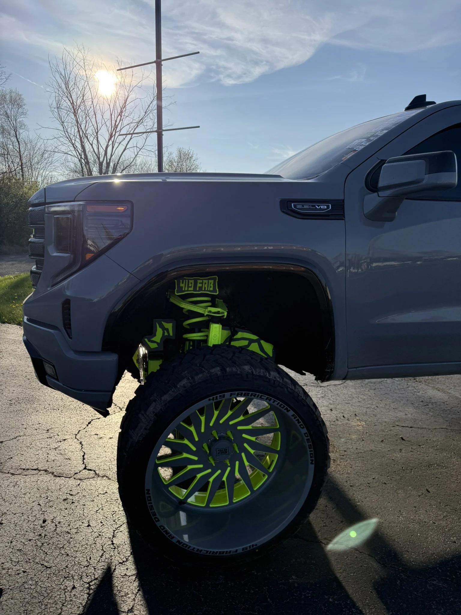 19 - Current GM 1500 Front Frame Overlays