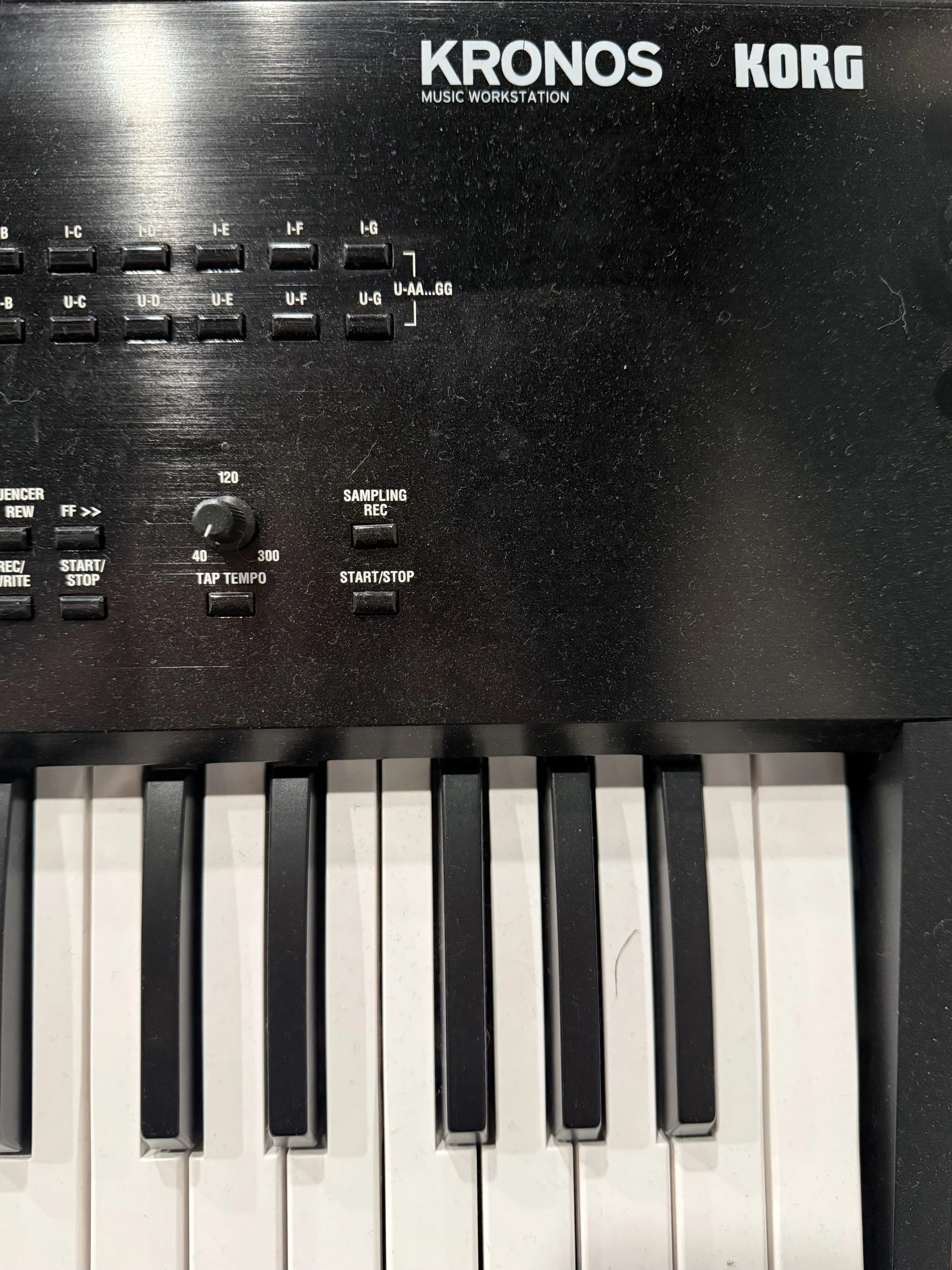 Korg Kronos 2-61