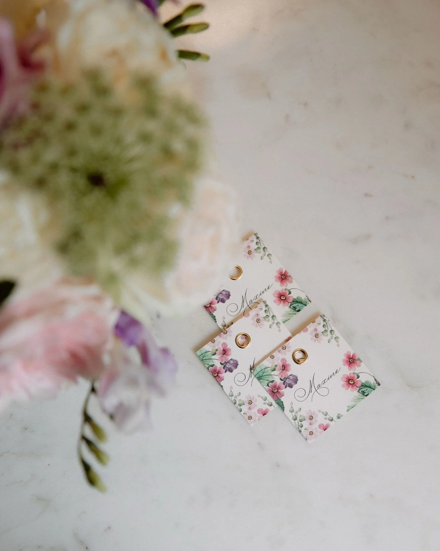 Gift tags for my niece, inspired by the florals at her baby shower 🌸🤍

#gifttags #customstationery #bespokestationery #paperlove #babyshowergift 

Baby Shower Gift | Gift Tags | Custom Stationery
