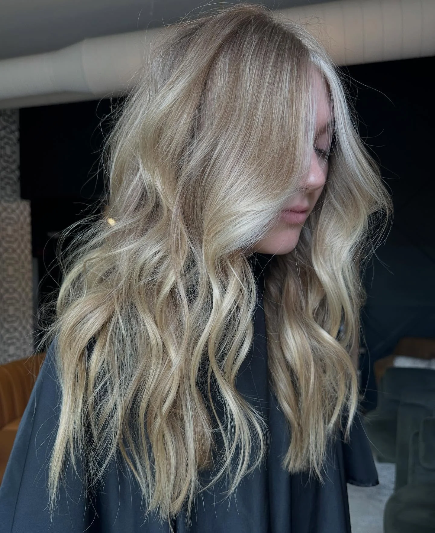 Your dream blonde is closer think! Click the link in my bio to schedule your spring and summer hair now! #theblondeobsession #chattanooga #tnstylist #softblonde #chattanoogablondespecialist