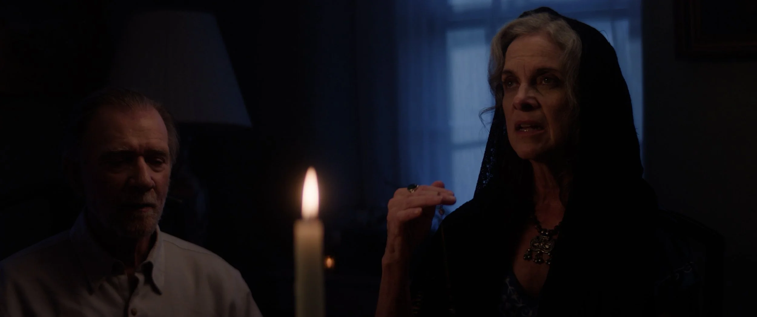 TOCH_Peter_Maureen_Seance_Fiolm_Still.jpg
