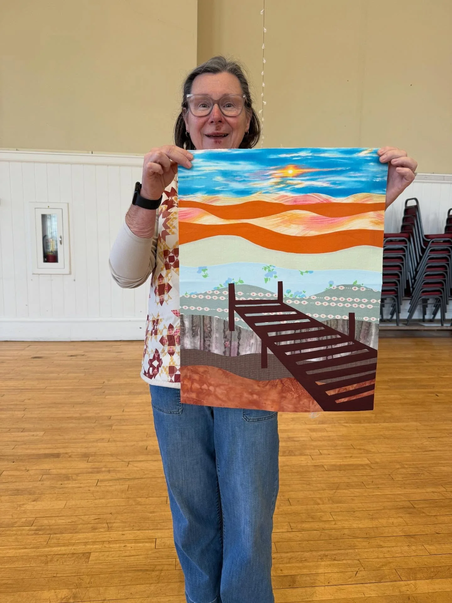 Recently I taught a Postcard Views / Sunset Vibes landscape quilt workshop for the Tosa Quilters and Wandering Foot Quilt Guild in the Milwaukee area. Here are some of their works in progress! I love seeing other people&rsquo;s fabric choices! We had
