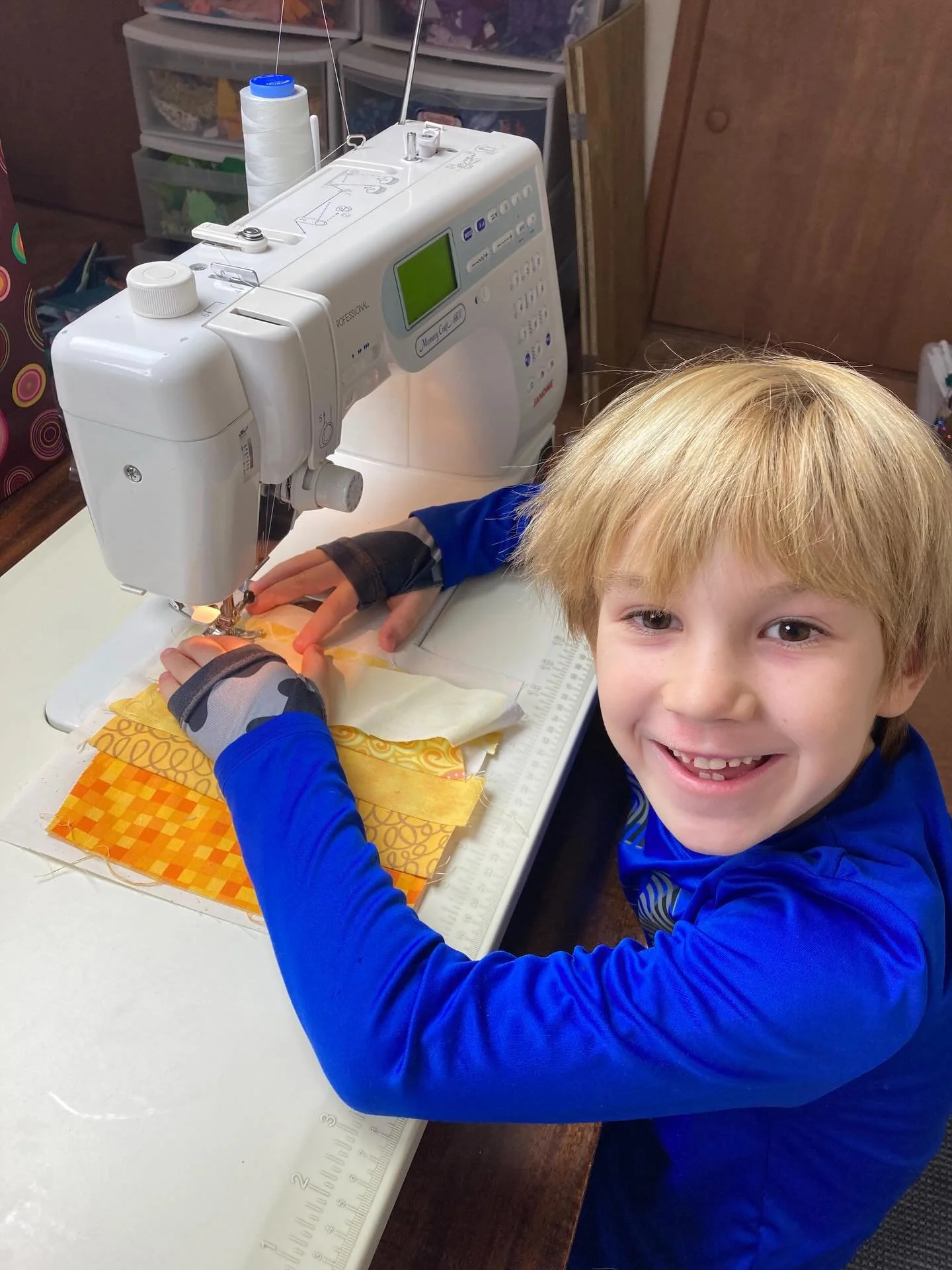 Strippy Improv Holiday Day 7: Sew these blocks with a friend! (Or a kid!) This is my son, Benji, when he was 6, helping me sew Strippy Improv blocks. When 1/4&rdquo; seam allowances are optional, it&rsquo;s a relaxed, kid-friendly technique! 
Get the