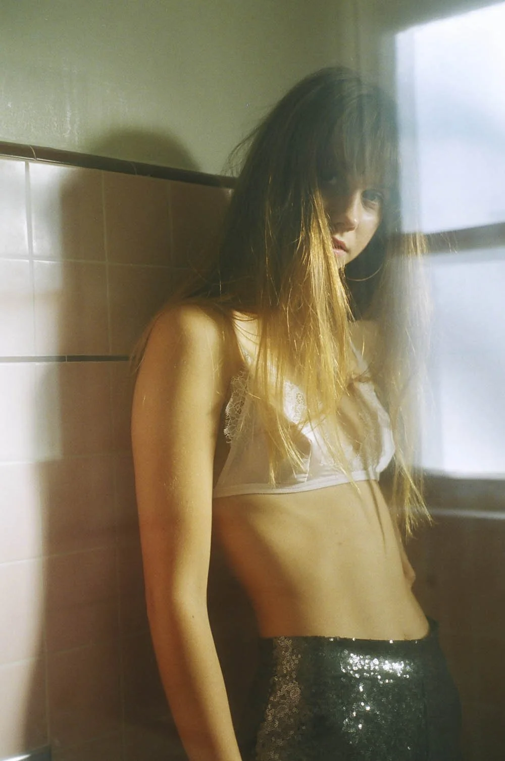 72610037-2.jpg