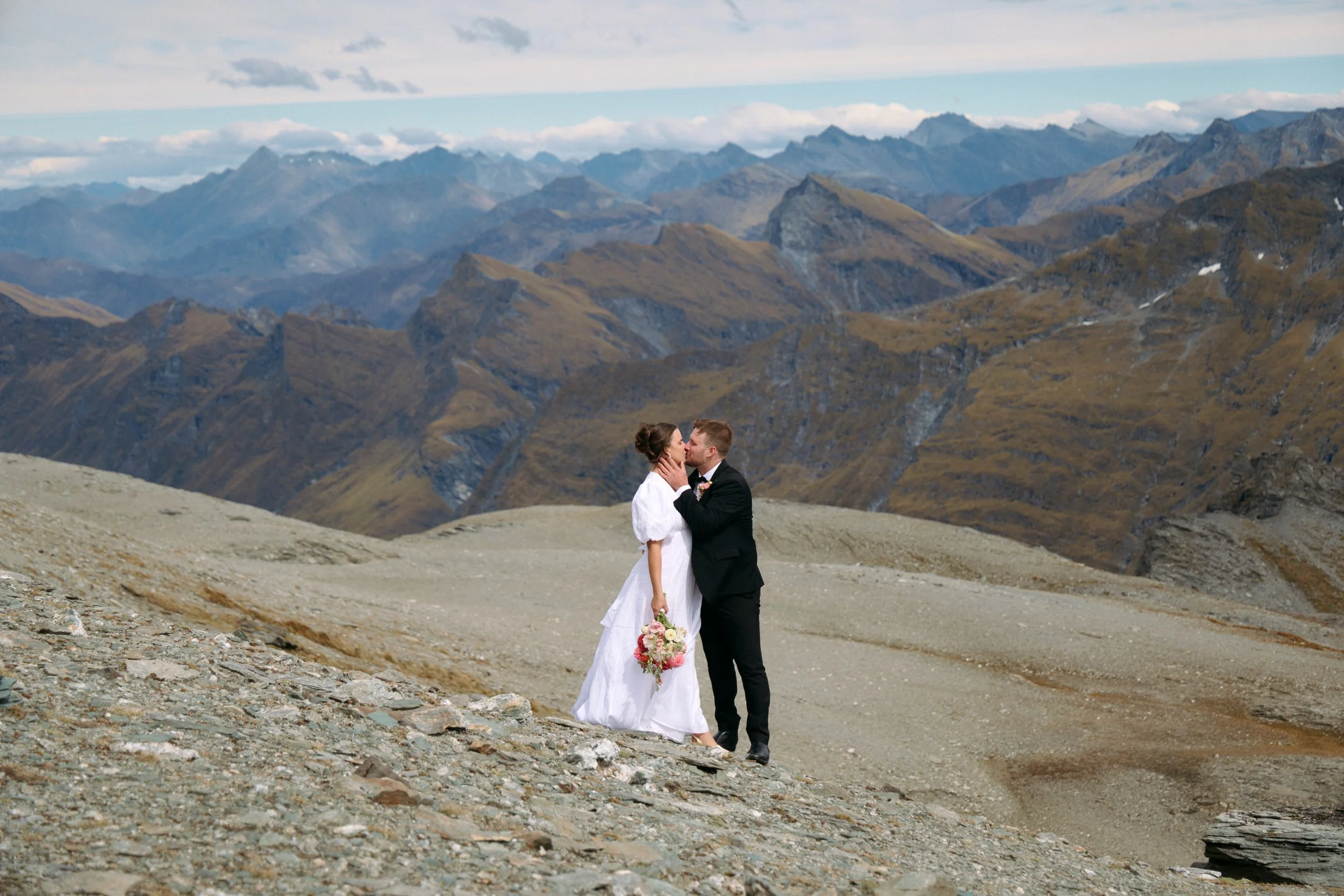 079_Fog-Peak-elopement-wanaka.JPG