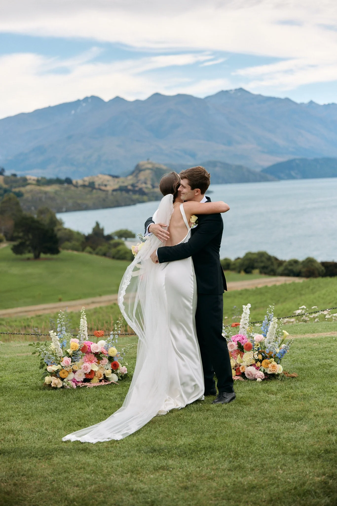 019_Tash-Sam-Rippon-Wanaka-wedding.JPG