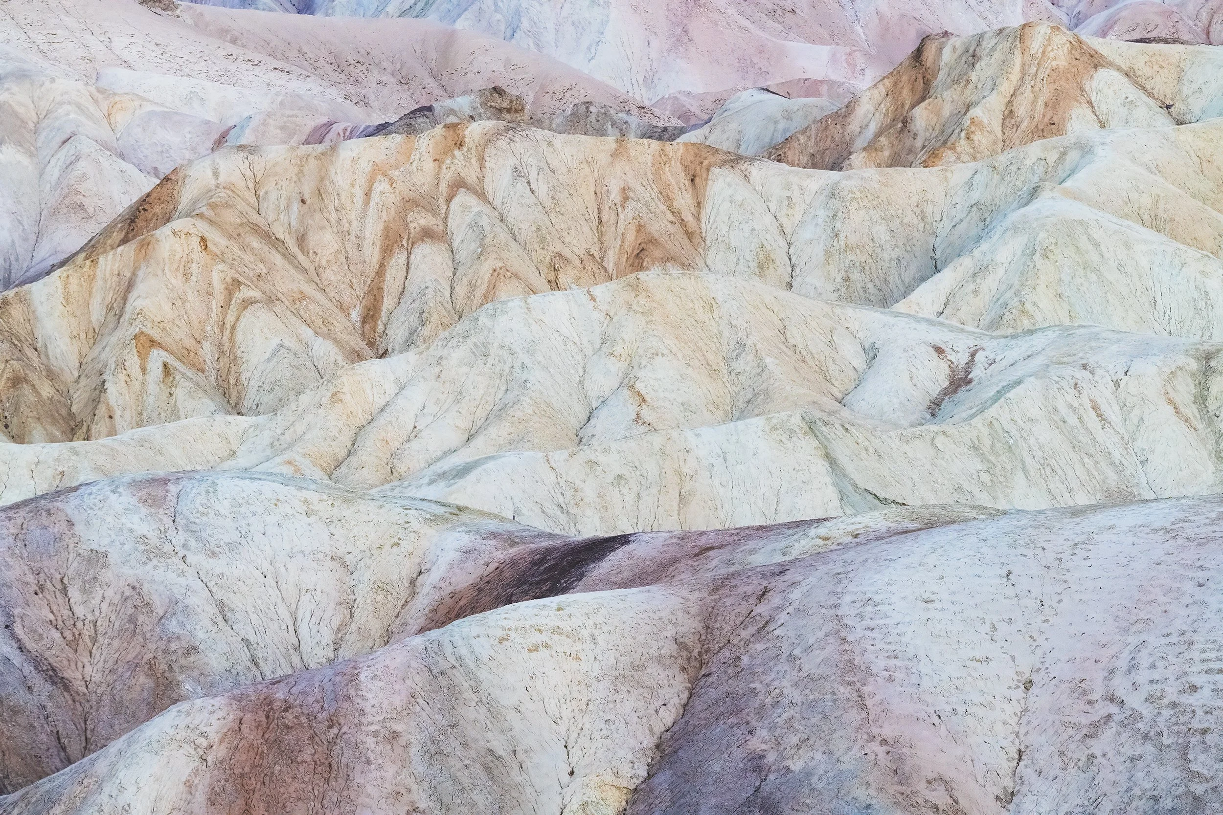 20240430_DeathValleyNationalPark_ZabriskiePoint_0069.jpg