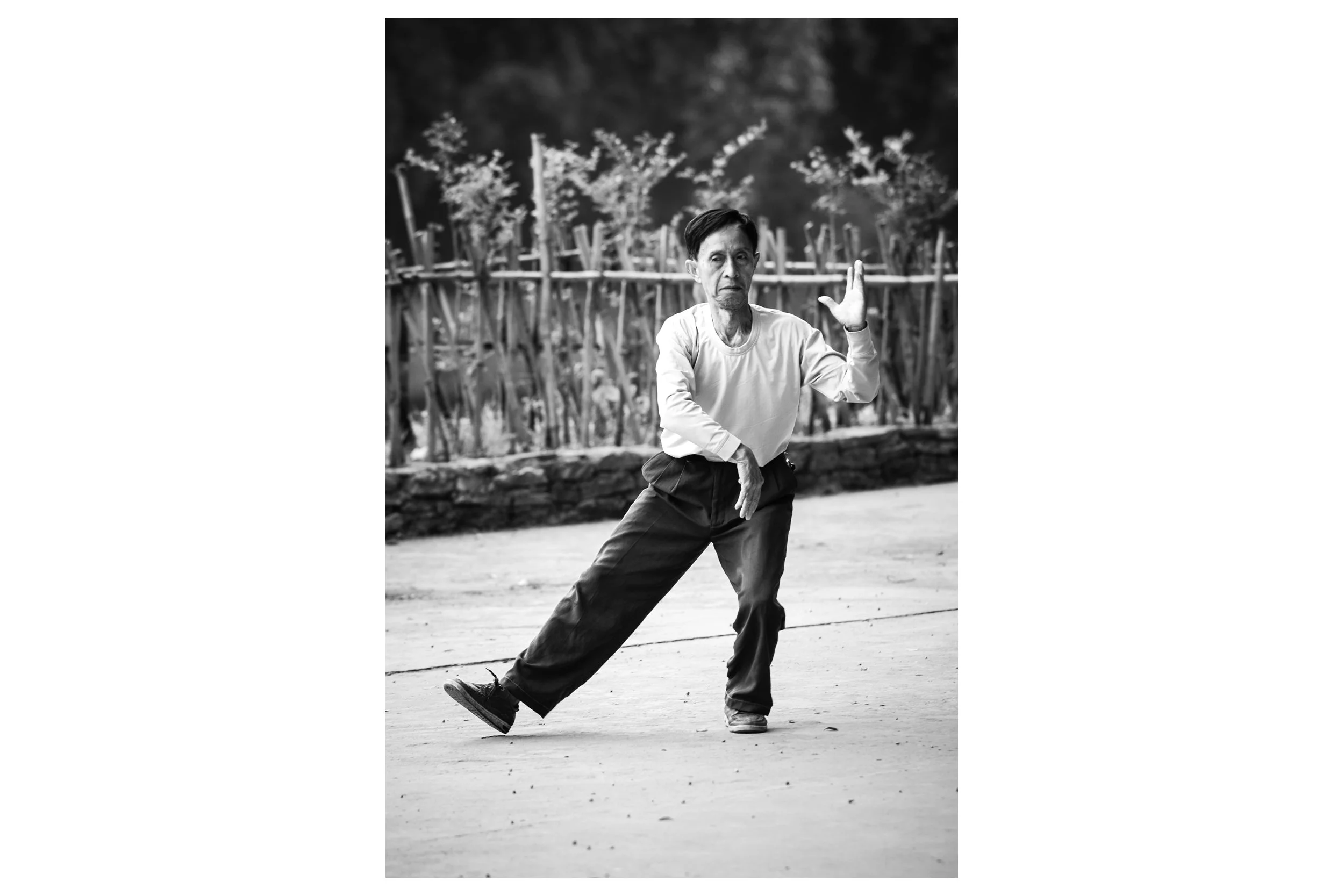 20101016_XingpingChina066_BW.jpg