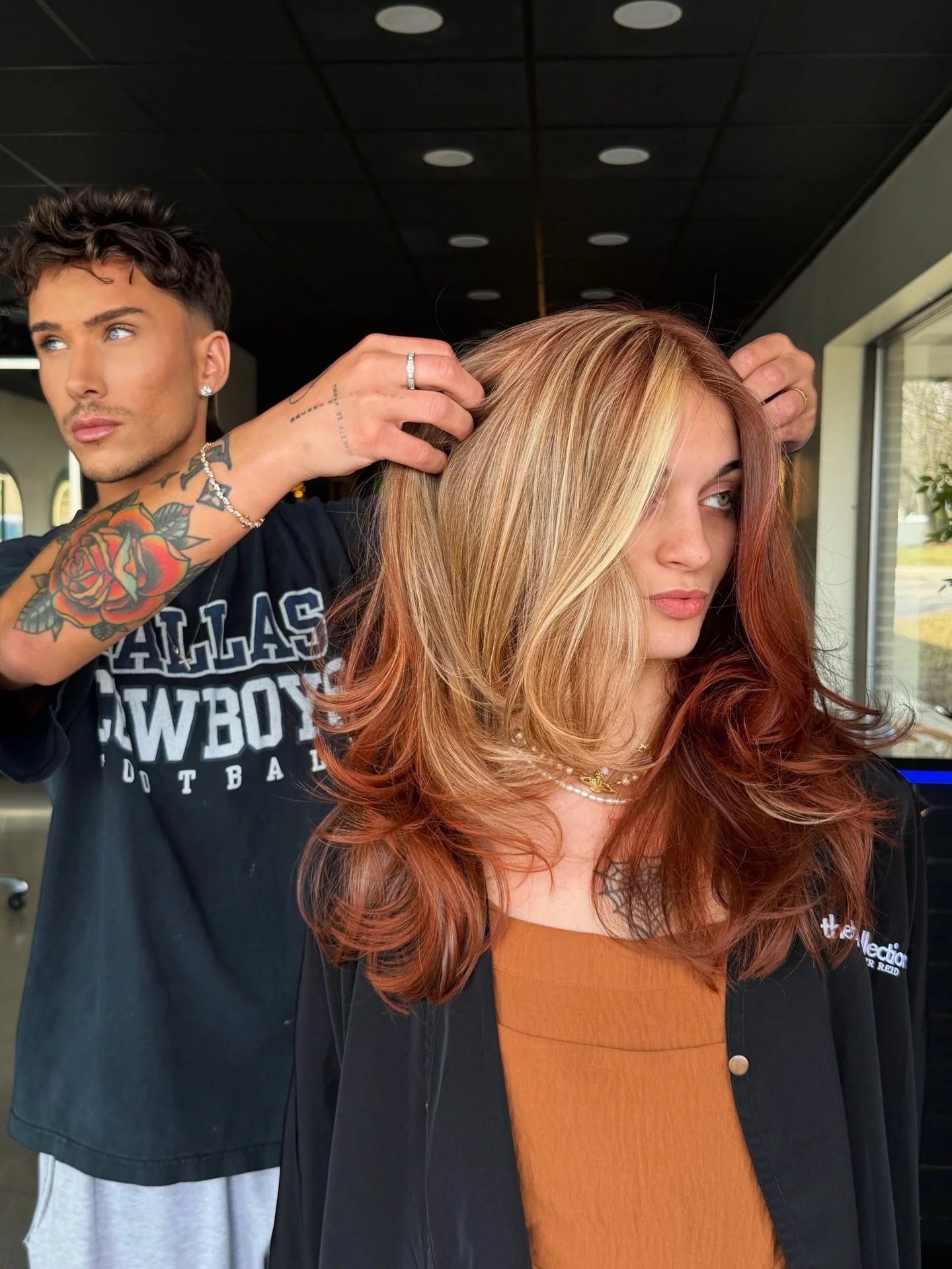 blonde meets copper and neither of them are behaving 🥵😉

color: tylerr 

#NotBasicHair
#HighContrastHair
#StatementHair
#ModernColor
#ExpensiveHair