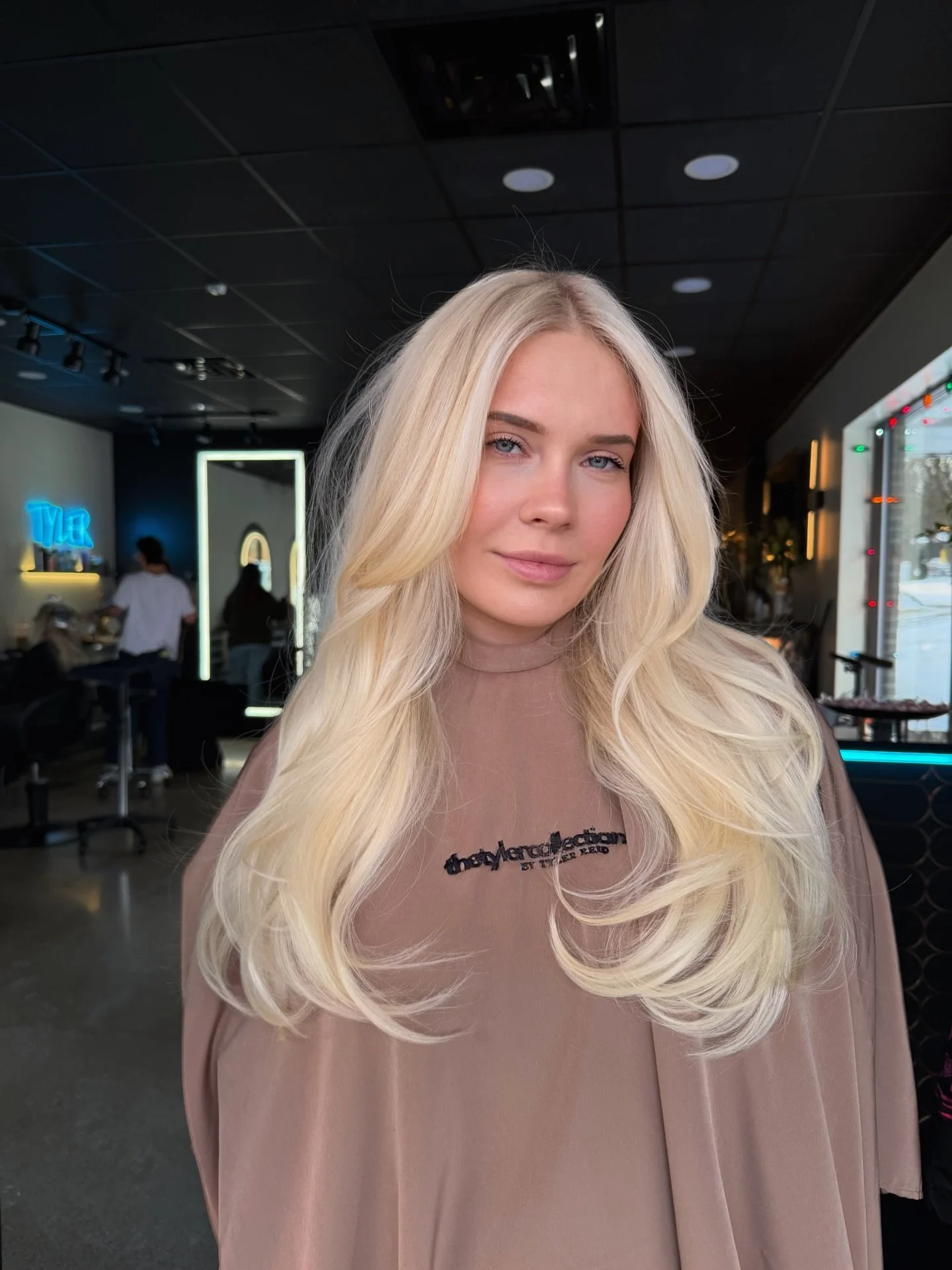 baby blonde for @babiigabzz, getting ready for baby girl 💕
stunning blonde created by Tyler 

#LuxuryBlonde
#BlondeSpecialist
#HealthyBlonde
#NorthvilleMI
#TheTylerCollection