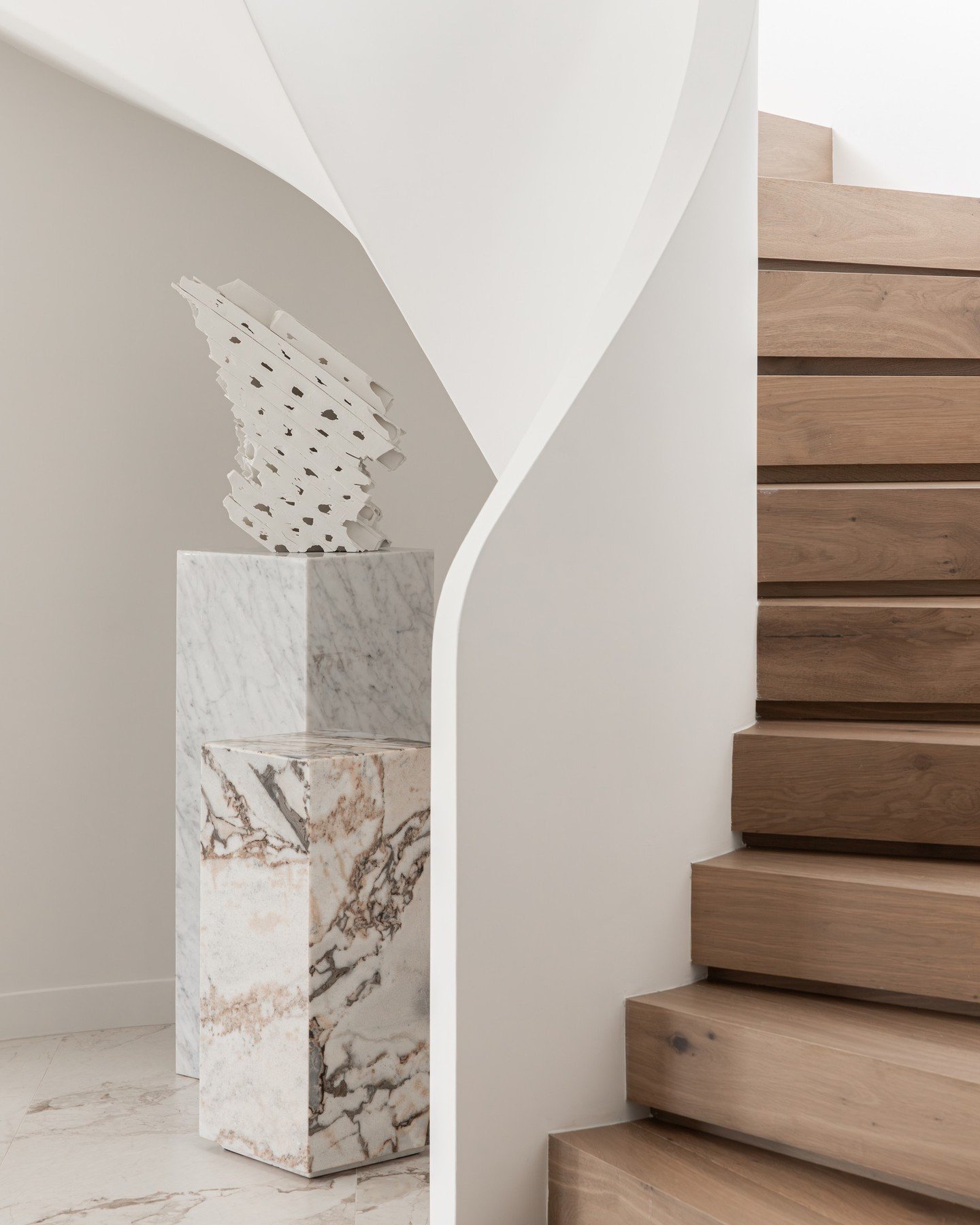 ARCHITECTURAL ART | Waterhouse Ave 

styled by. @mca_interiors