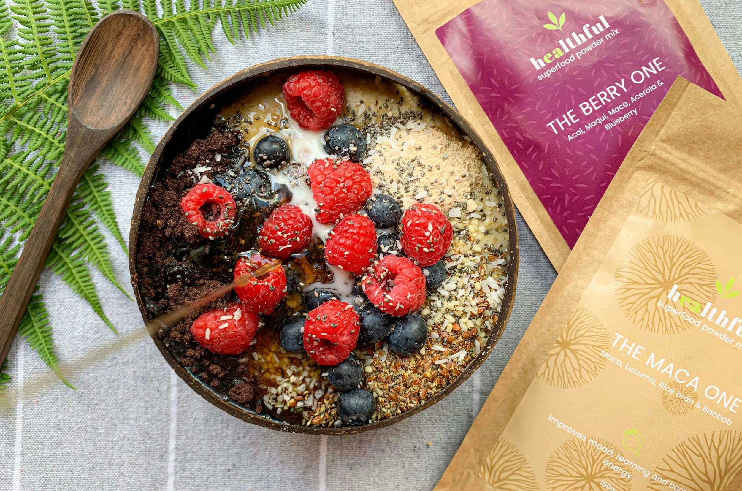 Blueberry &amp; Hemp Seed Porridge: A Gentle, Nourishing Breakfast for Breastfeeding and Postpartum Recovery