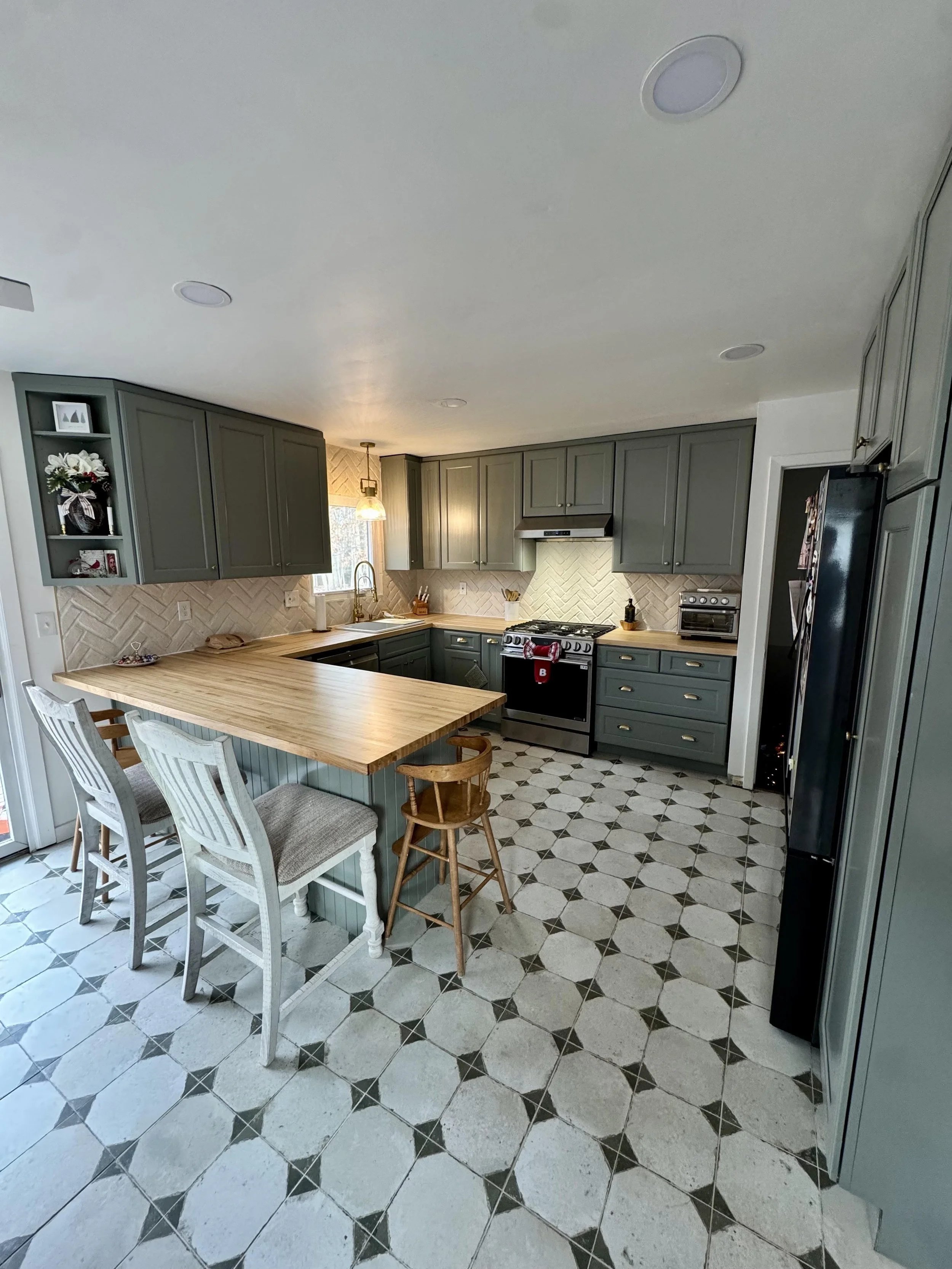 white maple counter.jpg