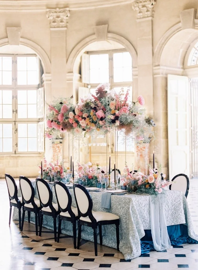 blue-pink-elegant-wedding-decor-757x1030.jpg