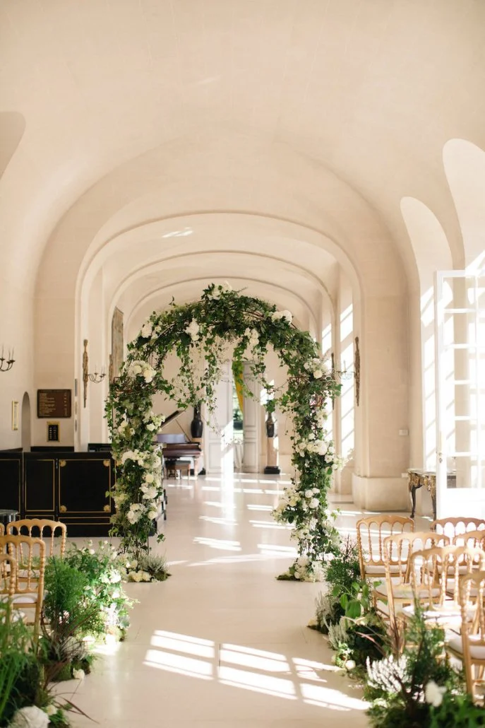 french-chateau-wedding-ceremony-687x1030.jpg